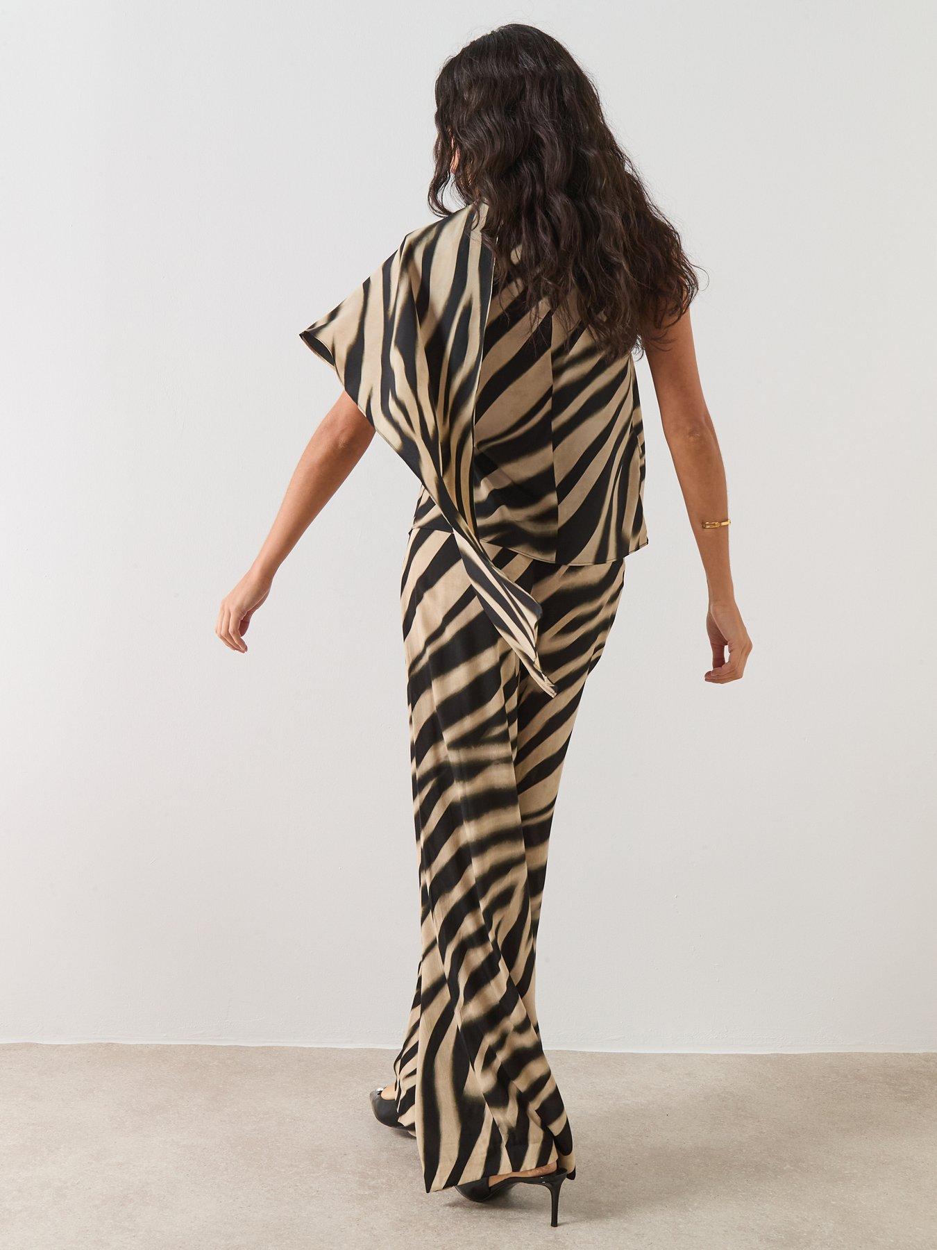 Image 5 of 6 of Mango Zebra-print Straight-fit Trousers - Black
