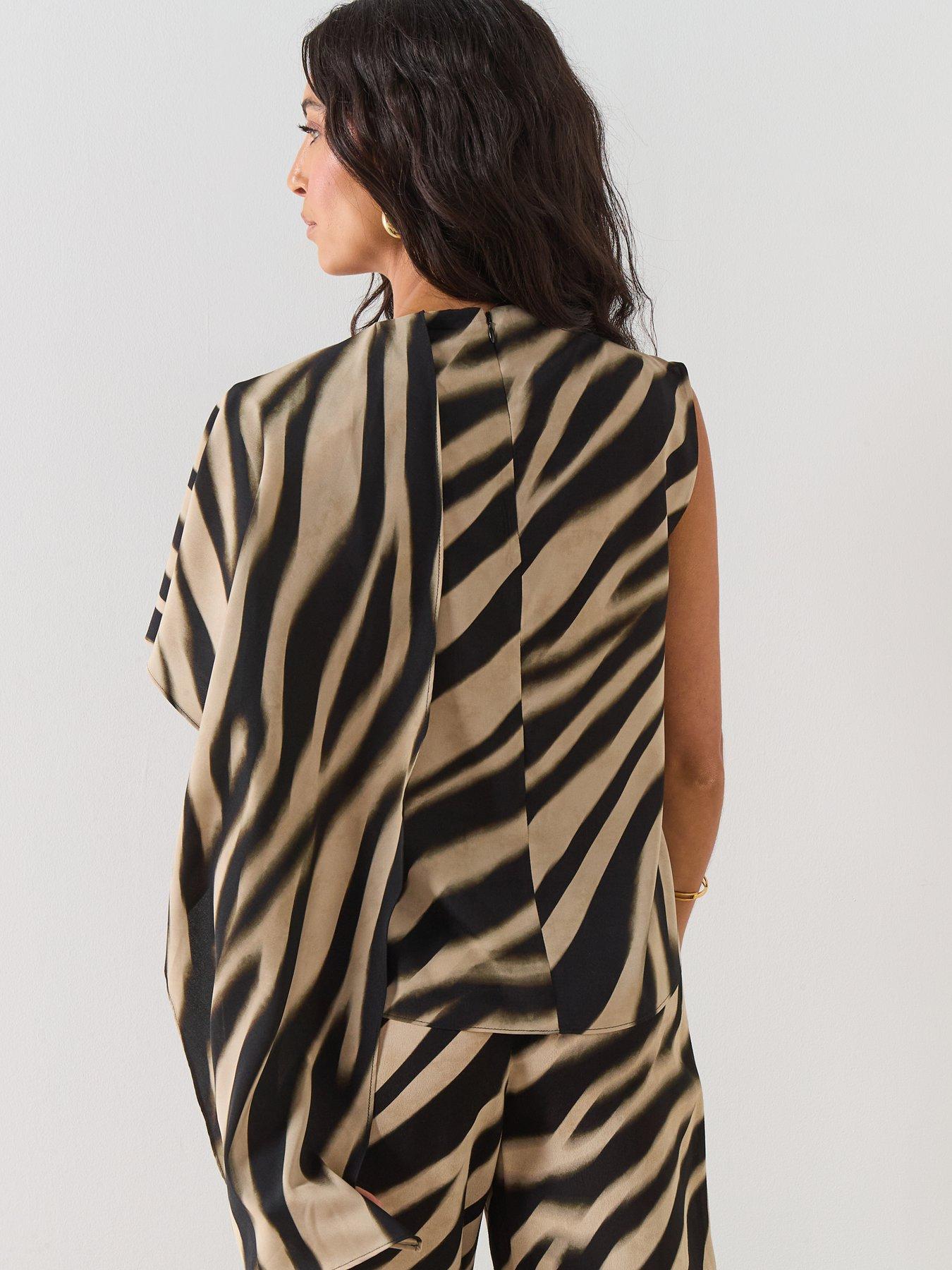 mango-printed-foulard-blouse-blackstillFront