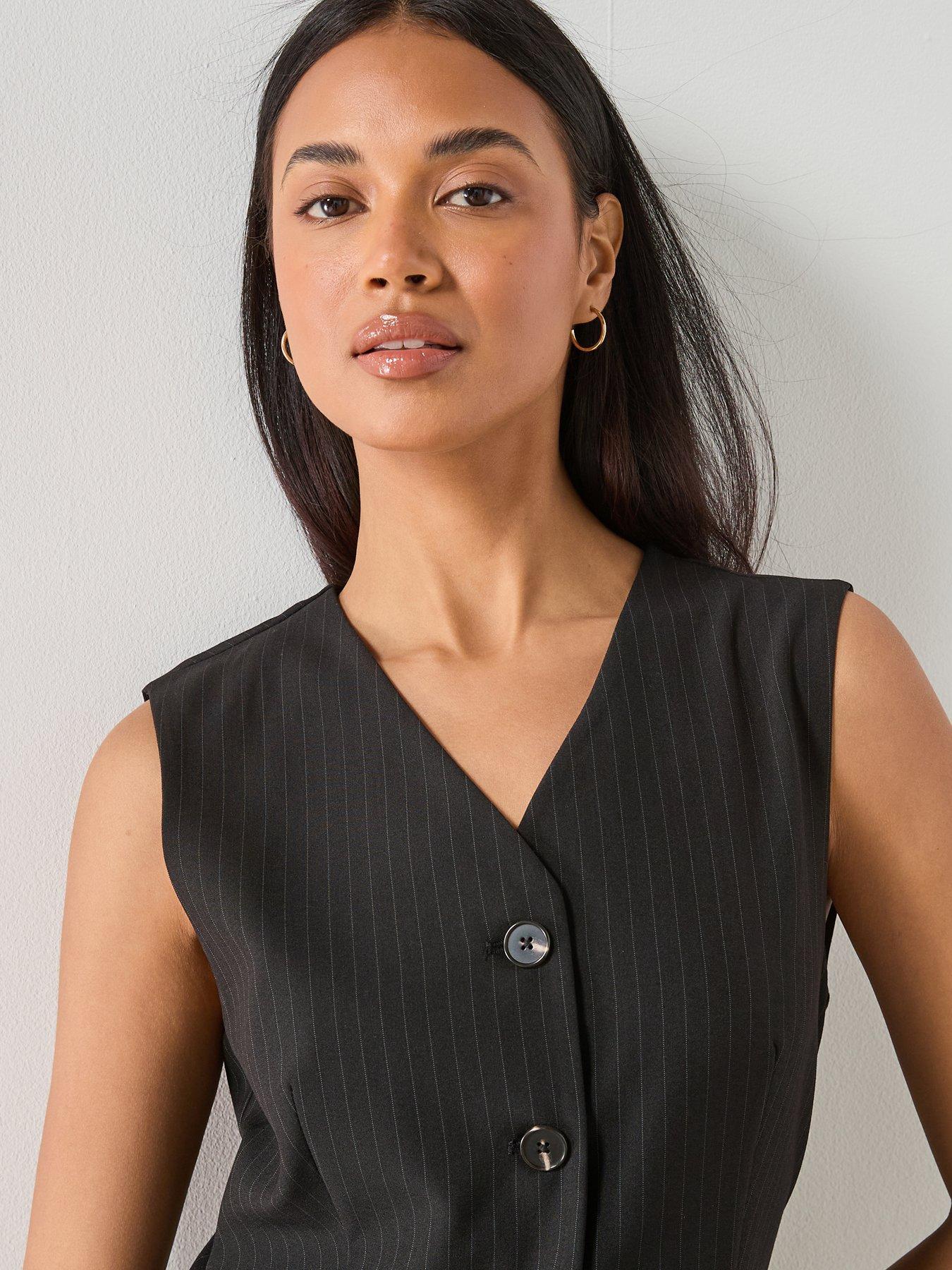 mango-pinstripe-suit-style-jumpsuit-blackdetail