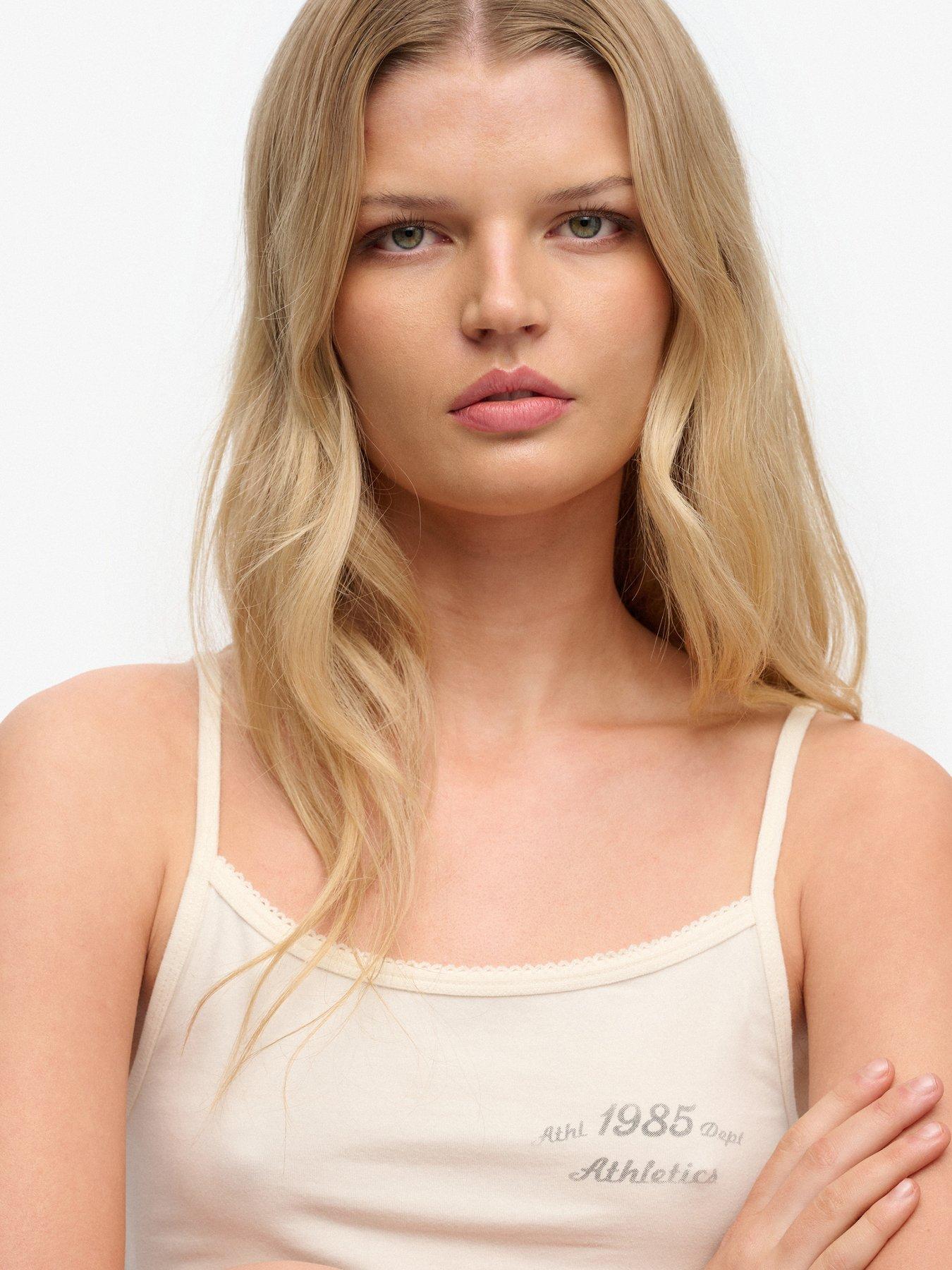 superdry-athletics-essentials-cami-top-whiteoutfit