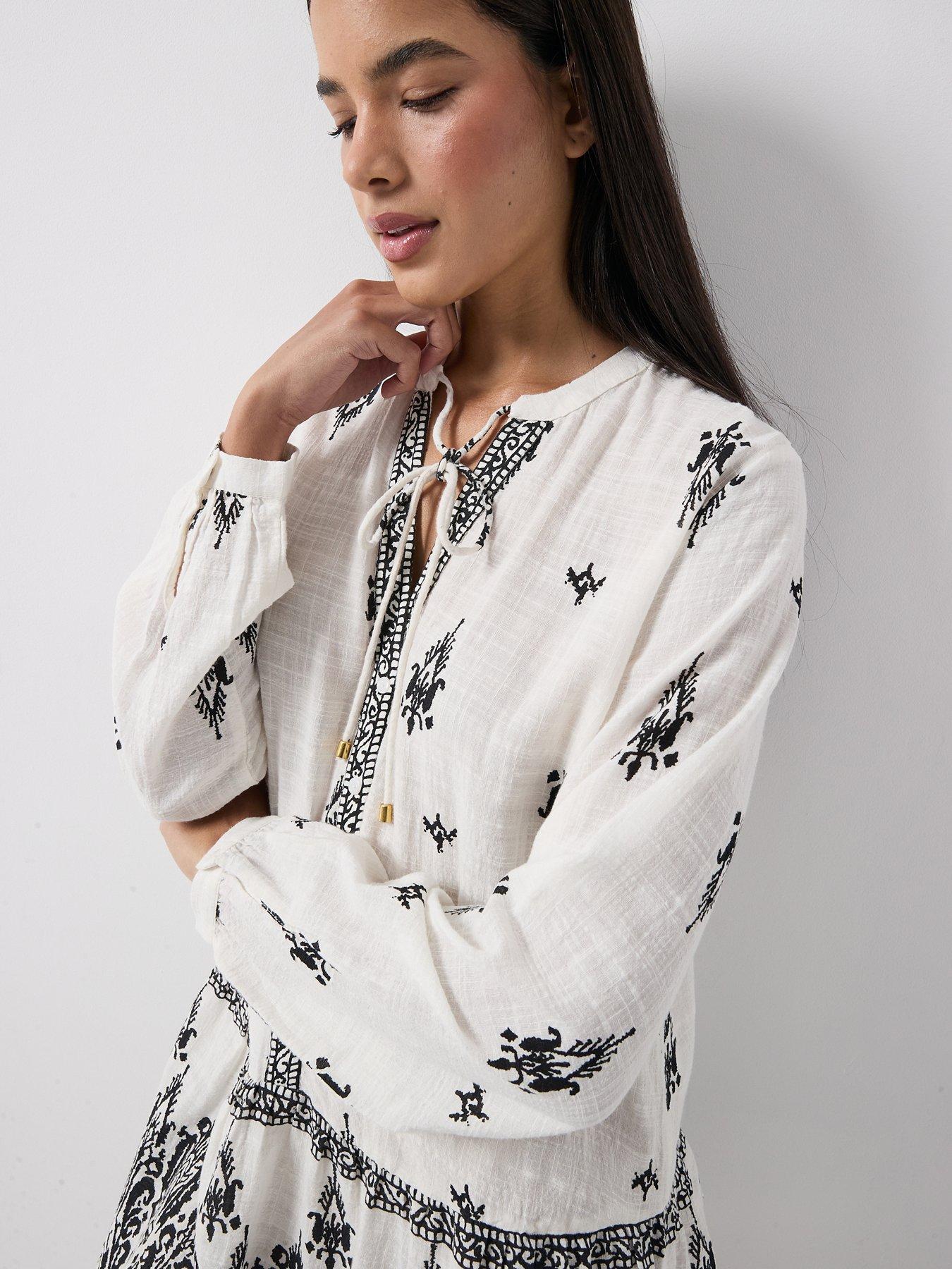 Image 4 of 6 of Only Onlalma L/S Short Dress Wvn Noos - White