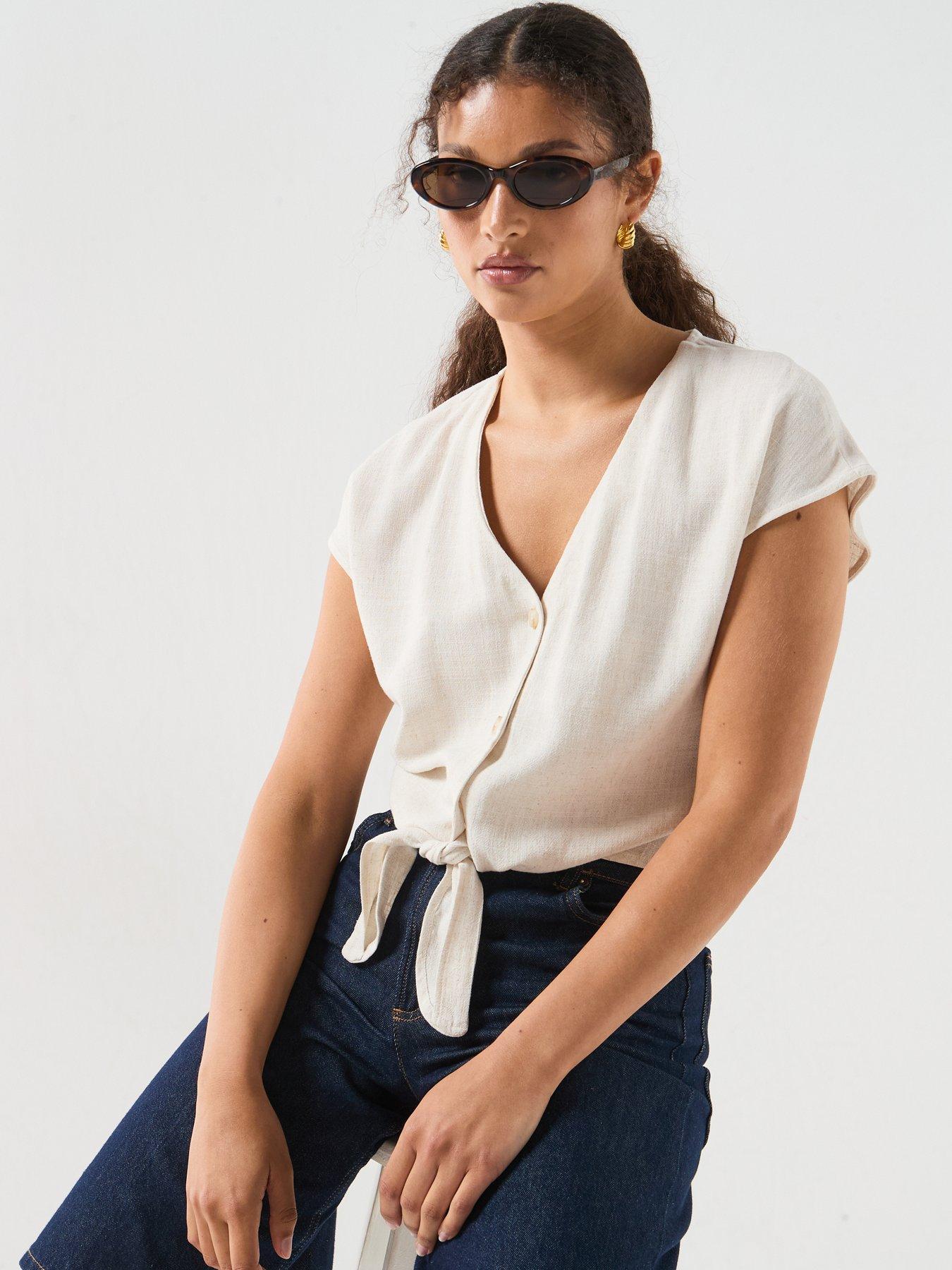 Image 6 of 6 of Only Onlsiesta Ss Knot Lin Bl Shirt Pnt Noos