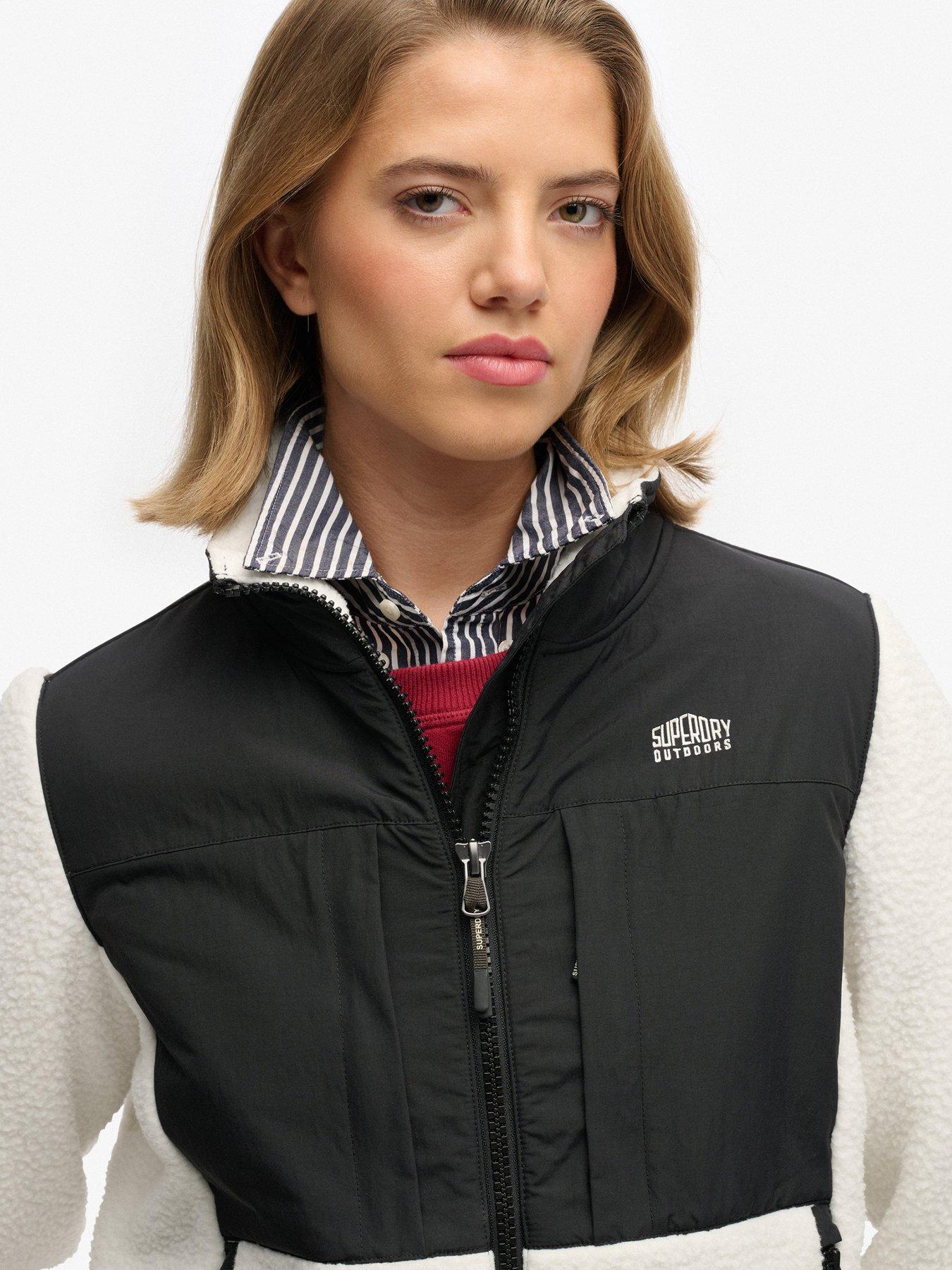 superdry-polar-fleece-hybrid-trekkeroutfit