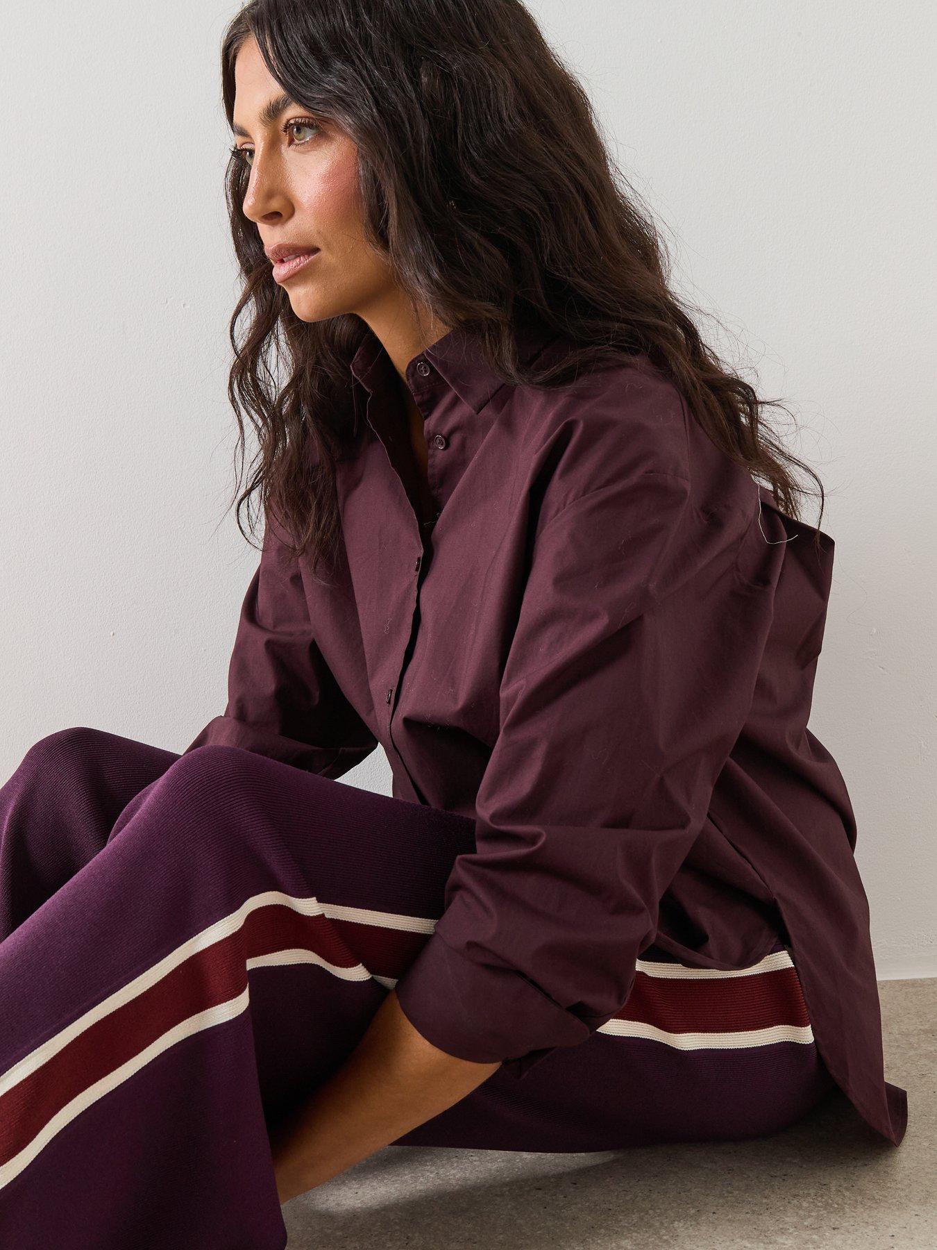 mango-knitted-trousers-with-contrasting-stripe-burgundyoutfit