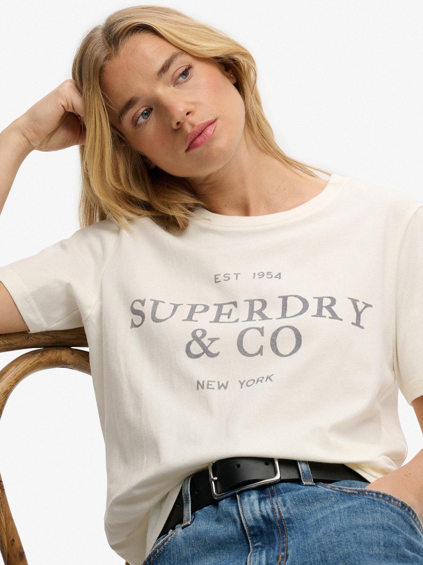 superdry-luxe-casual-relaxed-t-shirt-creamdetail