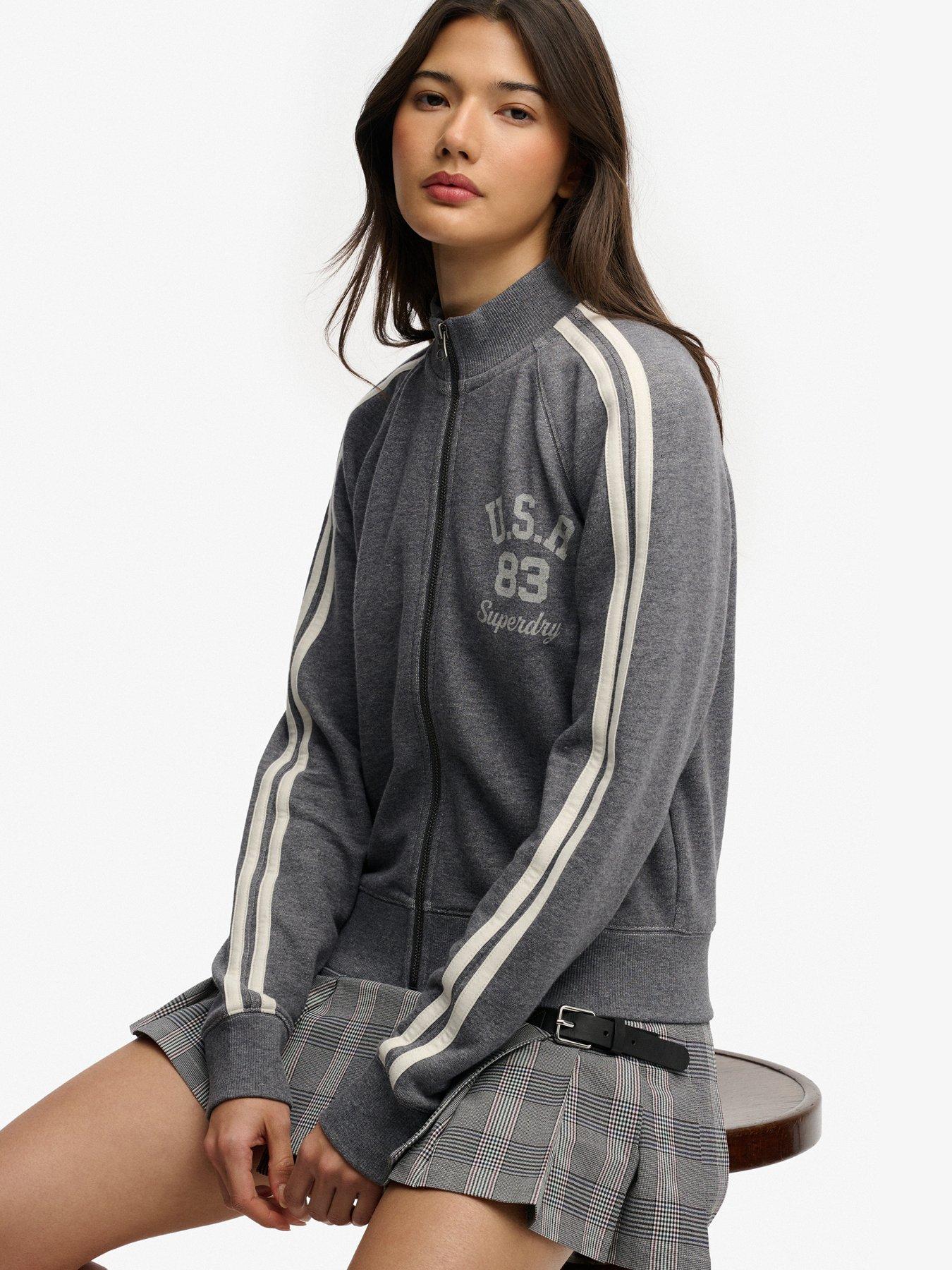 superdry-athletic-essentials-zip-through-track-top-greyoutfit