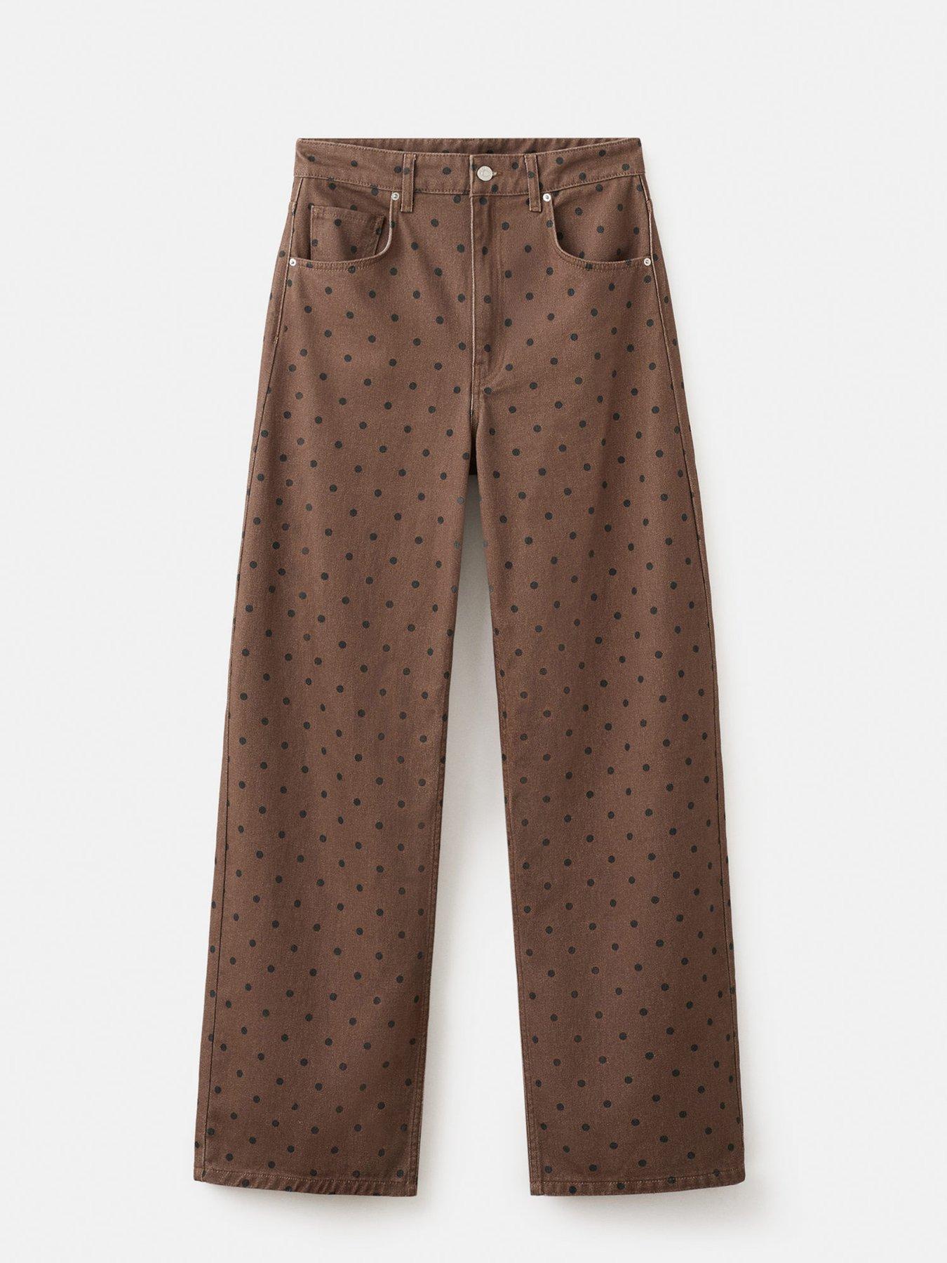 mango-polka-dot-balloon-jeans-brownoutfit