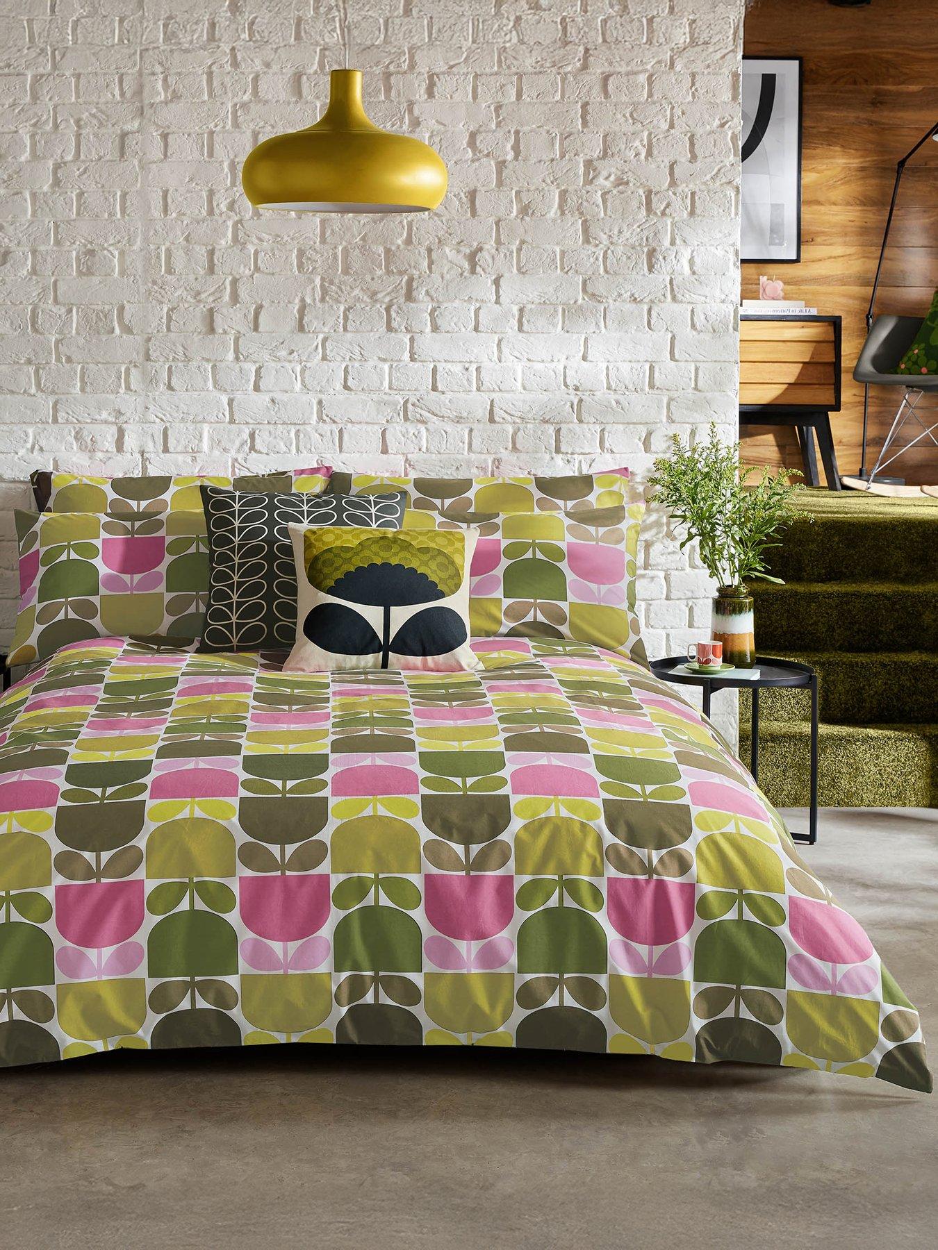 orla-kiely-multi-block-stem-100-cotton-multi-quilt-setfront