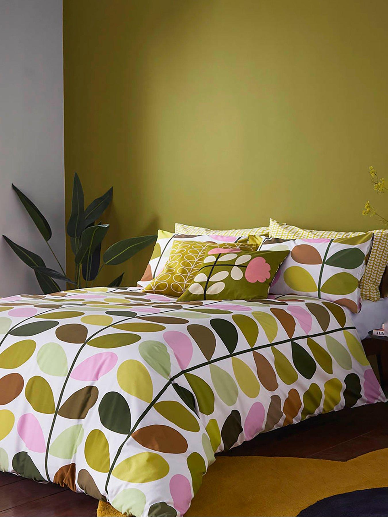 orla-kiely-multi-stem-100-cotton-spring-quilt-setfront