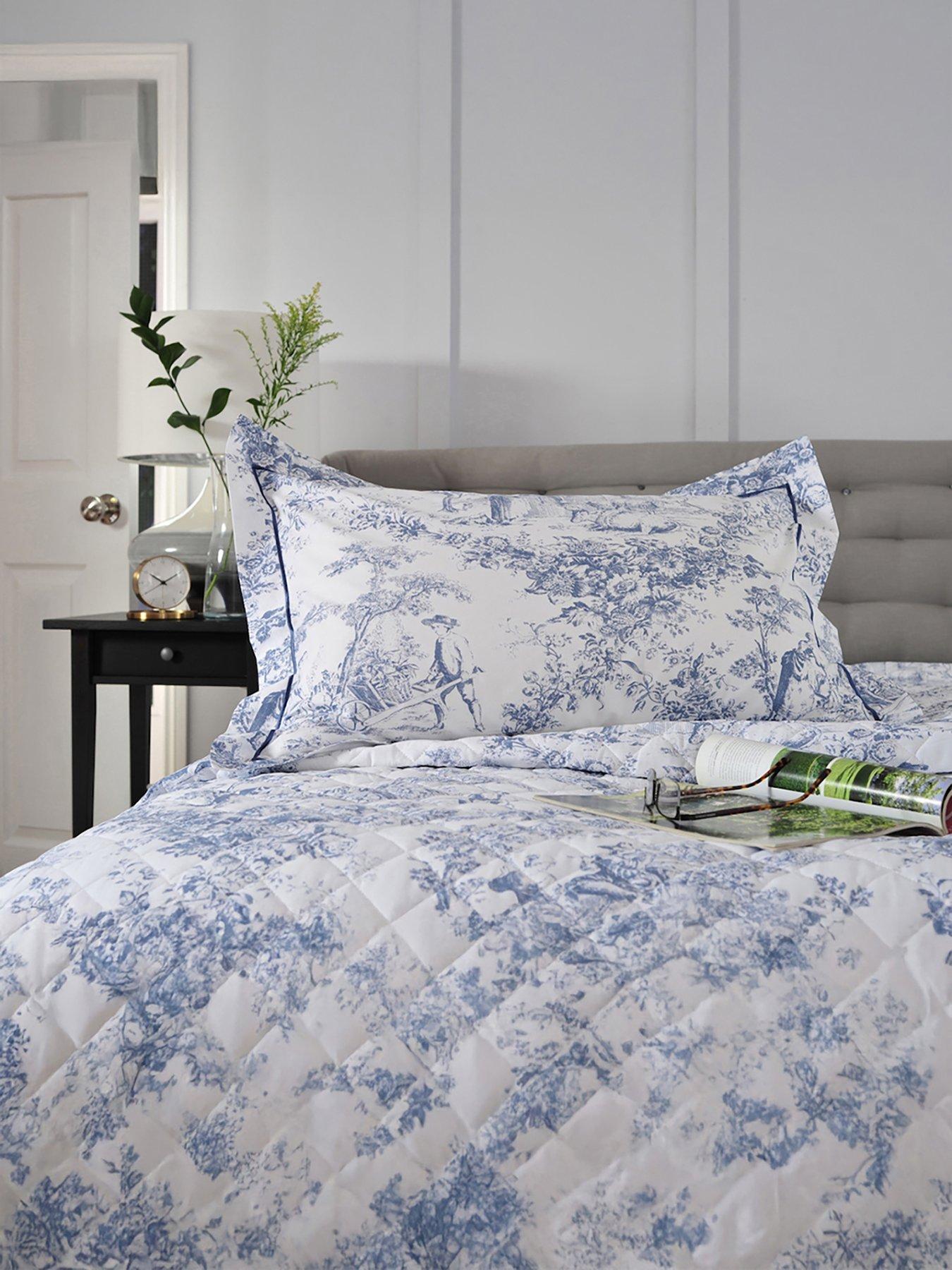 the-lyndon-co-toile-pillowsham-pair-blueback