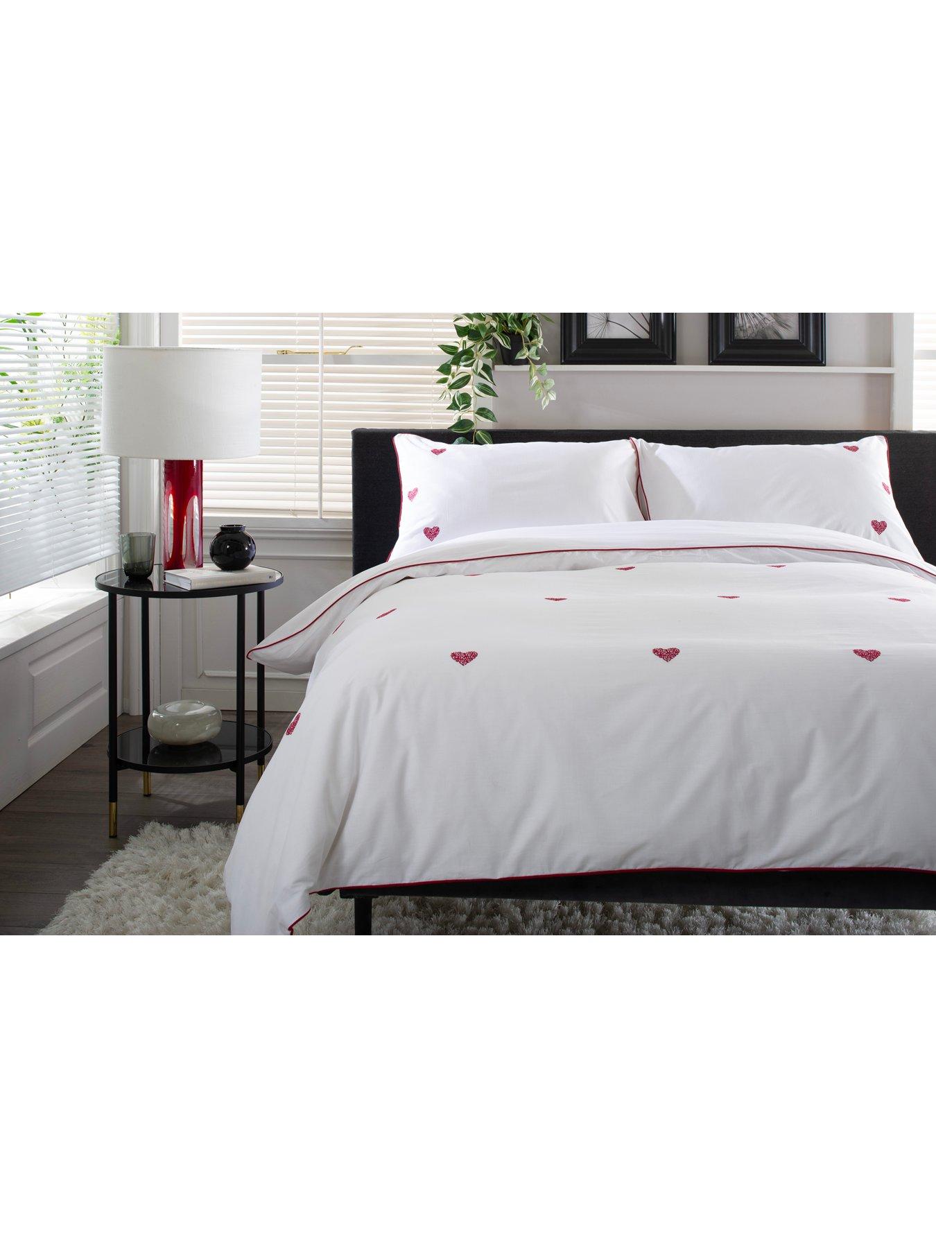 Image 3 of 5 of The Lyndon Co TLC Filigree Hearts 100% Cotton Duvet Set