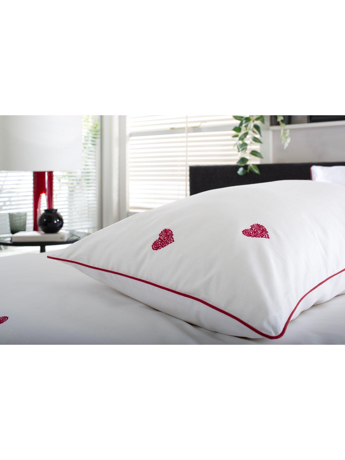Image 4 of 5 of The Lyndon Co TLC Filigree Hearts 100% Cotton Duvet Set