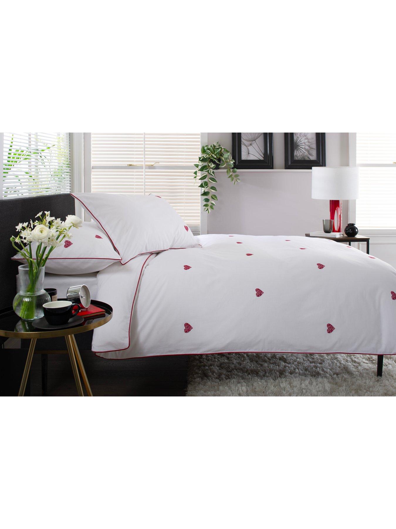 Image 5 of 5 of The Lyndon Co TLC Filigree Hearts 100% Cotton Duvet Set