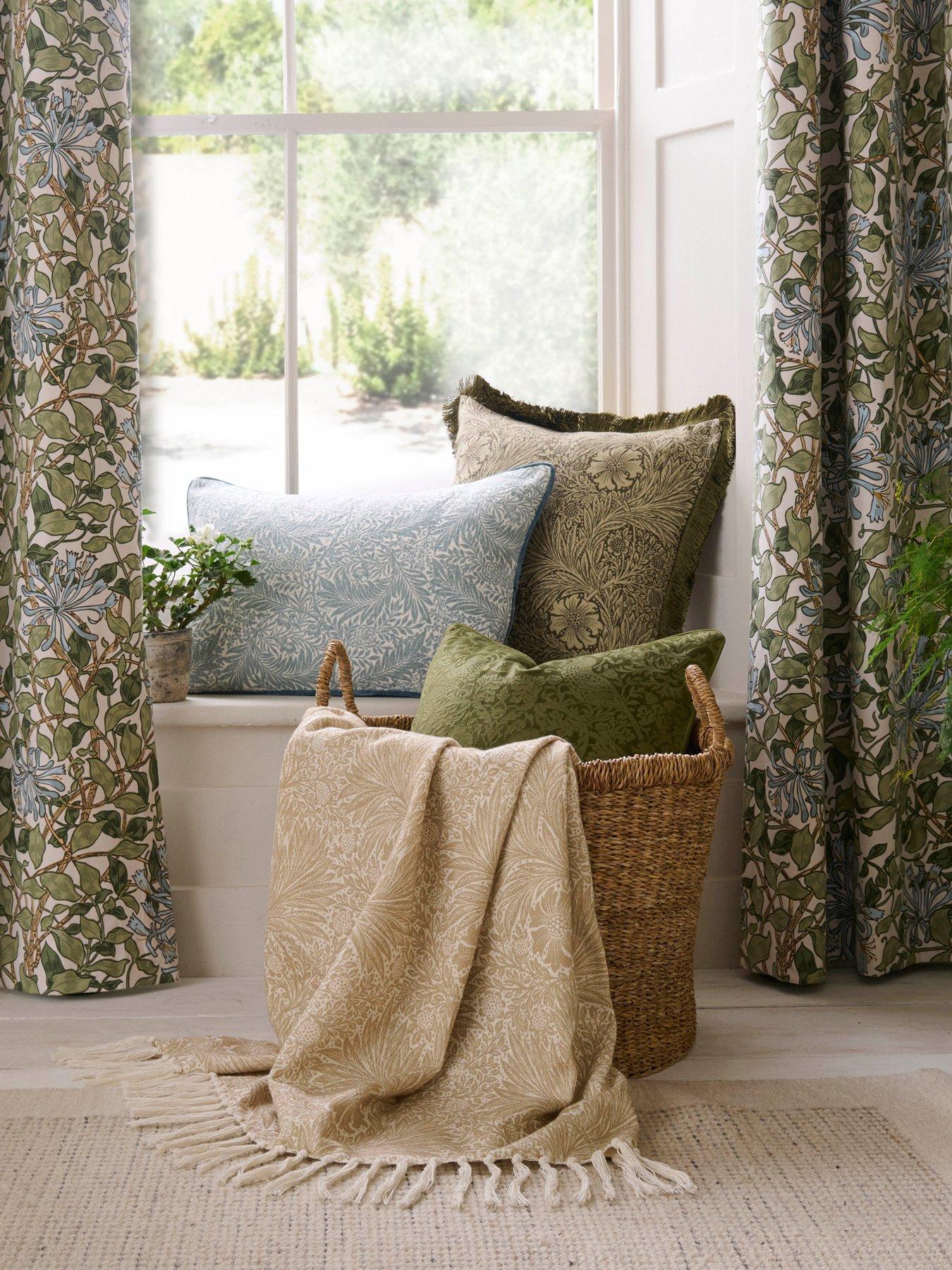 William Morris at Home Marigold Hessain Blue Throw 130cm X 170cm