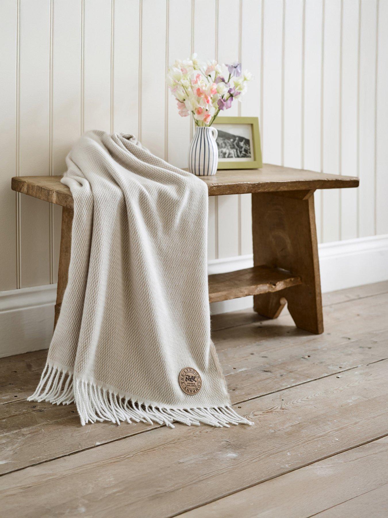 the-lyndon-co-tlc-arcadia-throw-130x170cmback