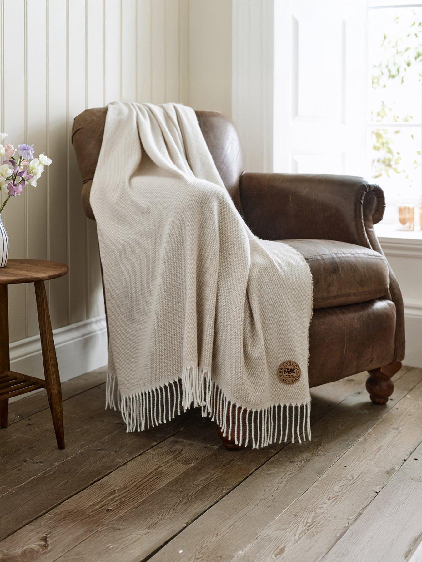 the-lyndon-co-tlc-arcadia-throw-130x170cmdetail