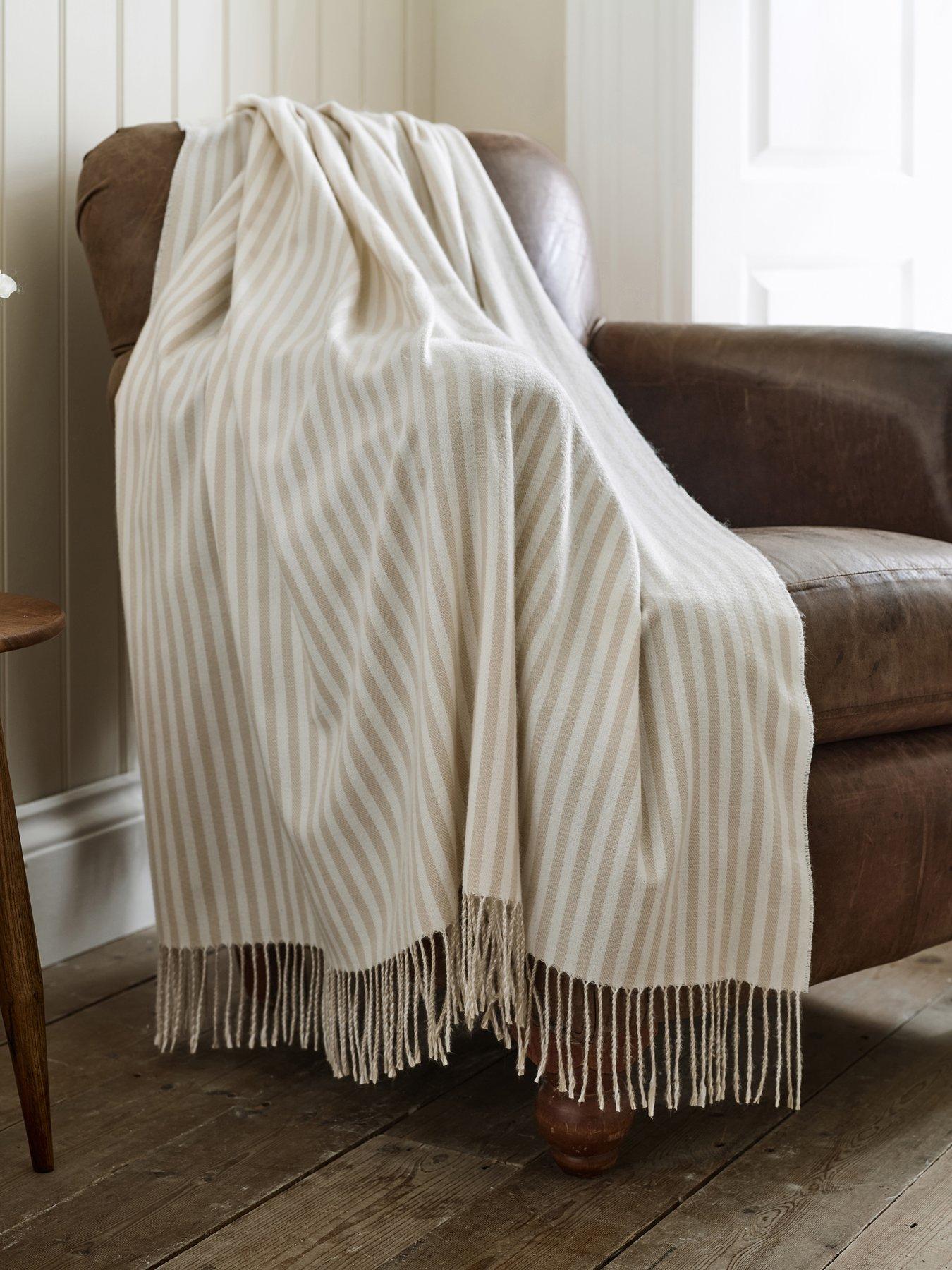 Deyongs Lc Salcombe Stripe Throw 130x170cm  Latte