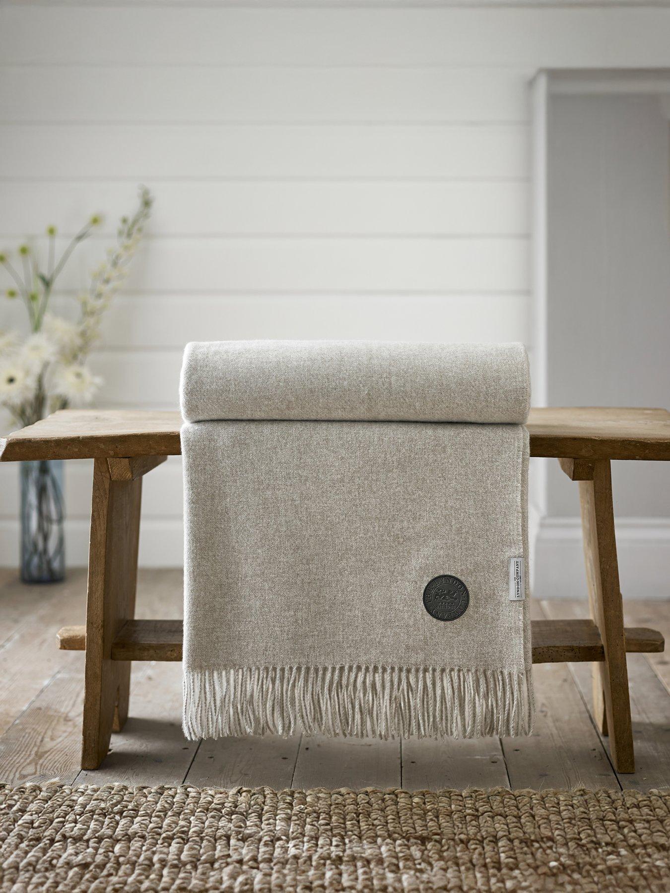 the-lyndon-co-tlc-arthingtonthrow-130x180cm-2026-natural