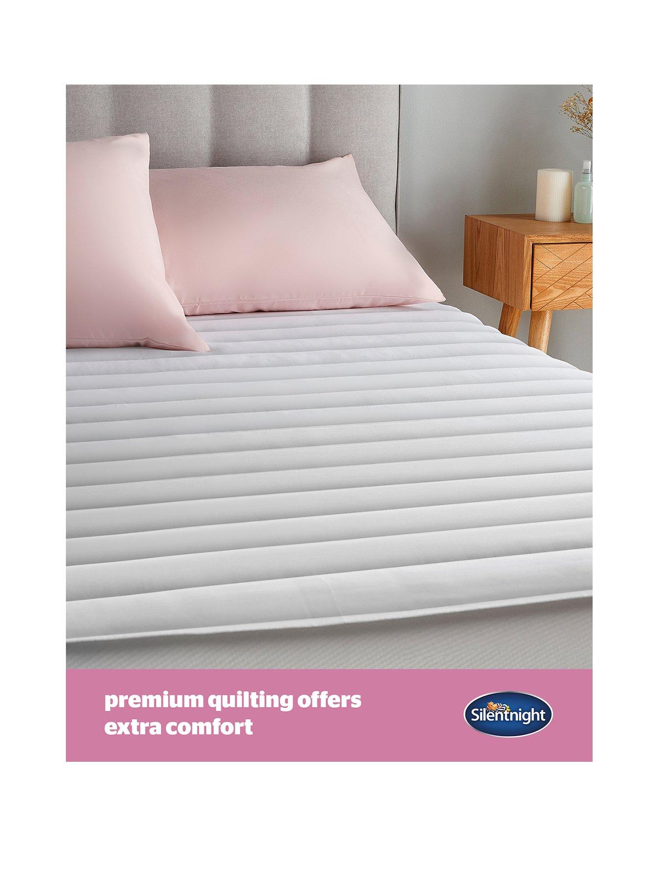silentnight-silentnight-quilted-mattress-protector-small-doublestillFront