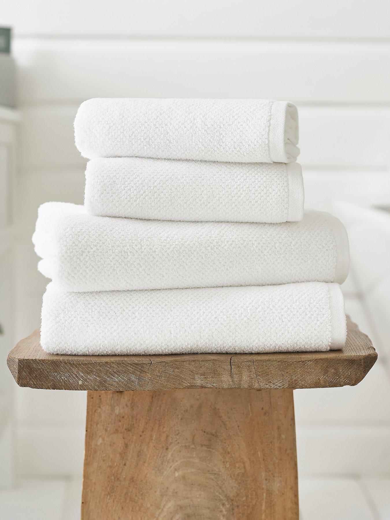 Deyongs Romeo Hand Towel - Sand