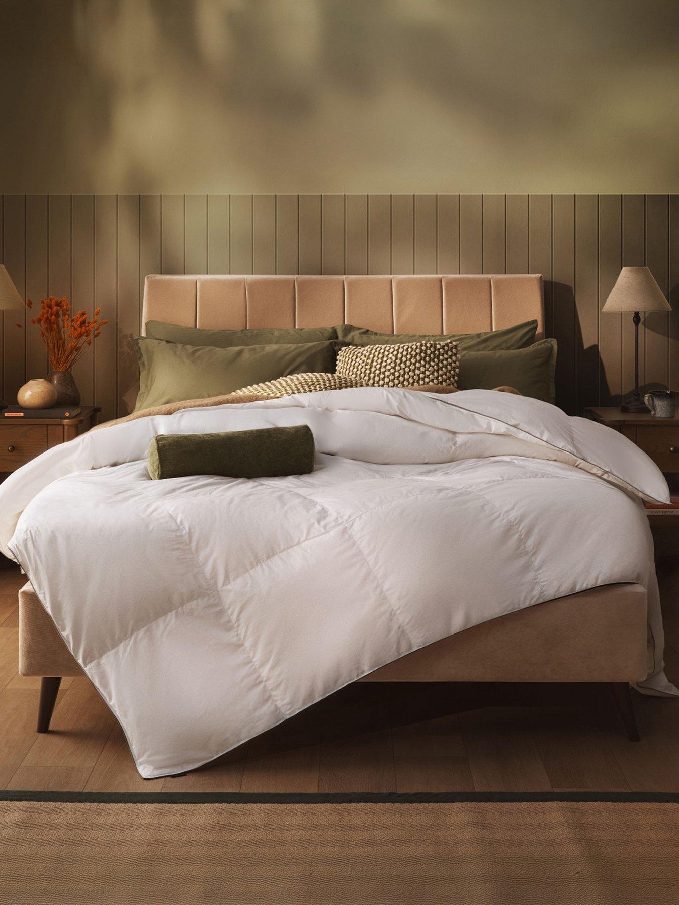 sleepeezee-natural-comfort-feather-and-down-duvet-105-tog