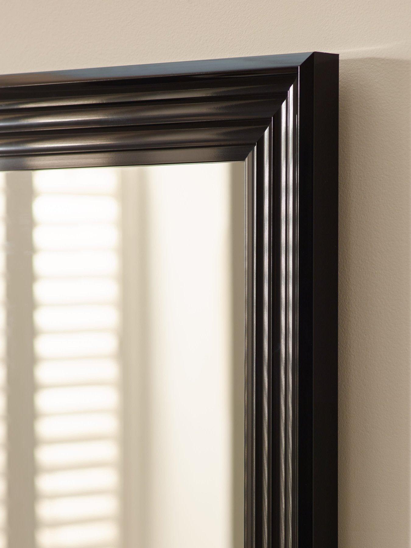 julian-bowen-tokyo-gloss-black-rectangular-wall-mirroroutfit