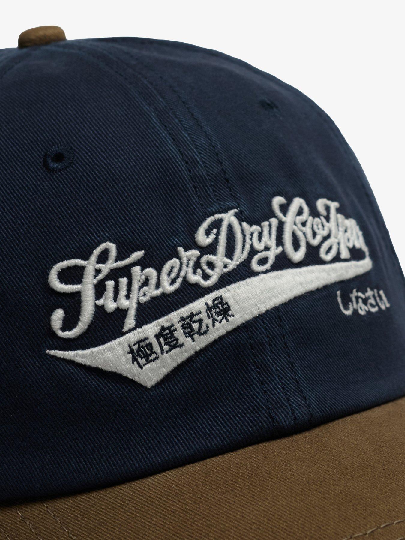 superdry-contrast-peak-baseball-capoutfit