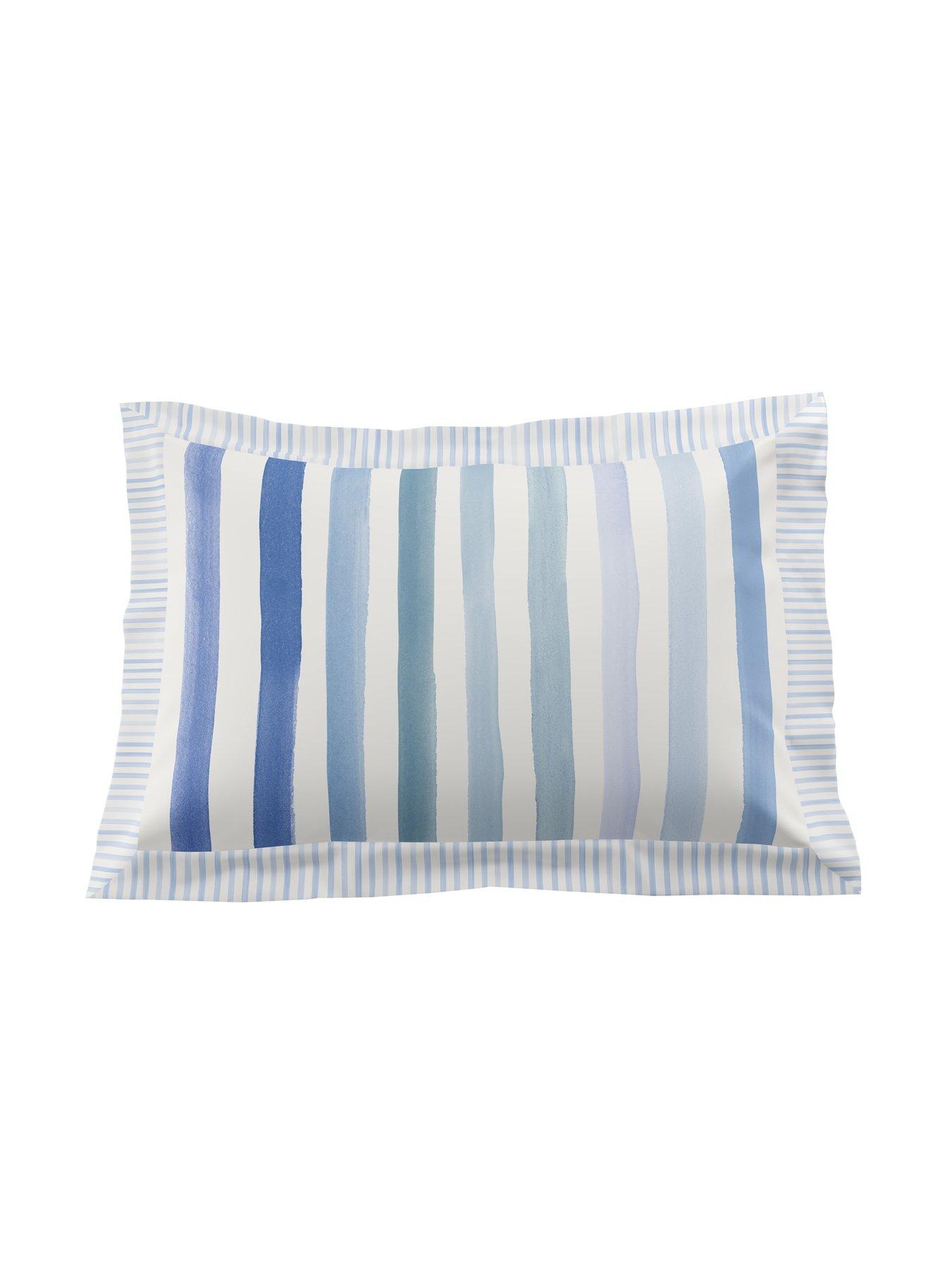 bluebellgray-sunday-stripe-100-cotton-blue-quilt-setoutfit