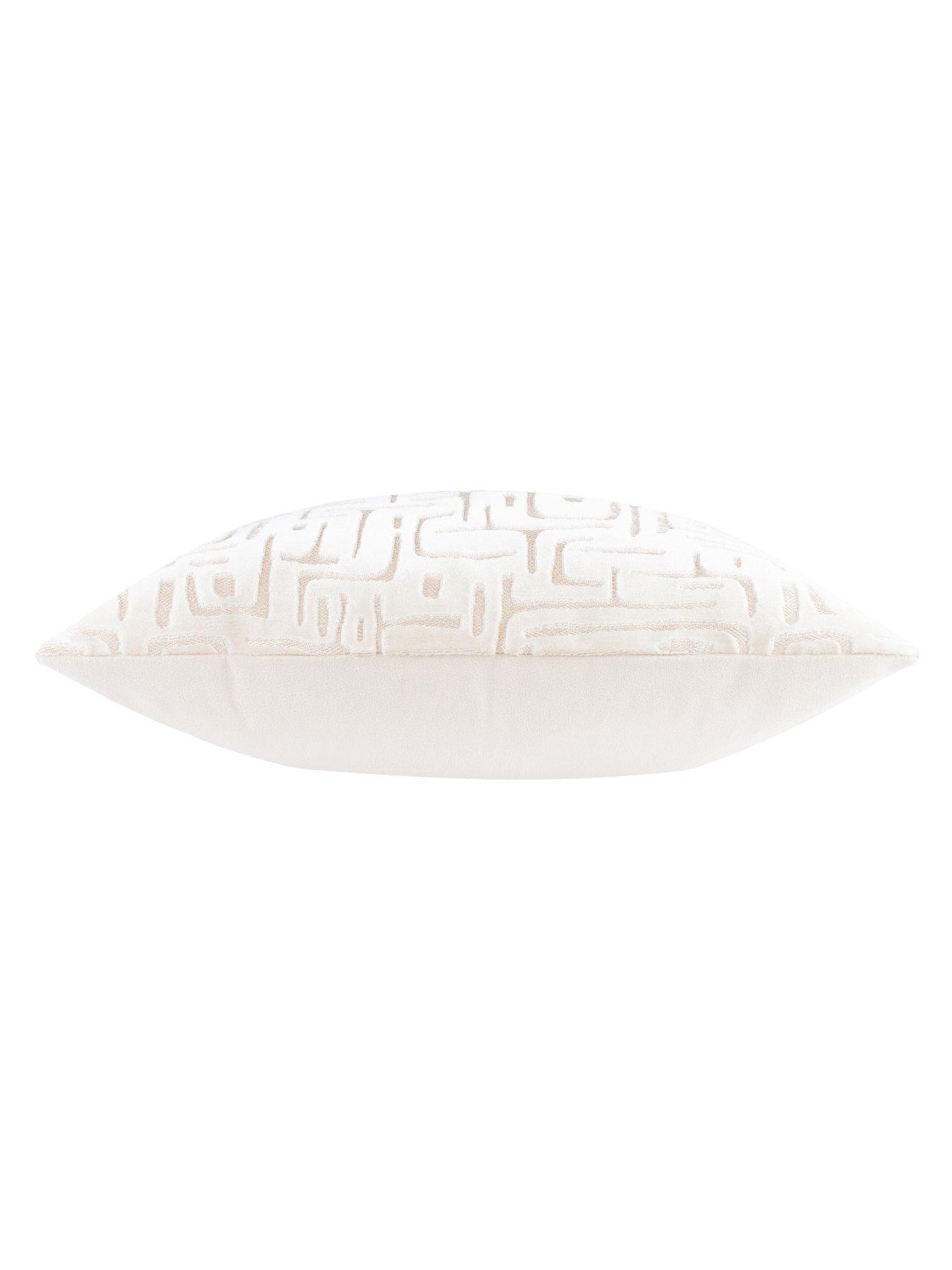 Image 4 of 6 of HOEM Soren 45x45 Polyester Cushion Chalk