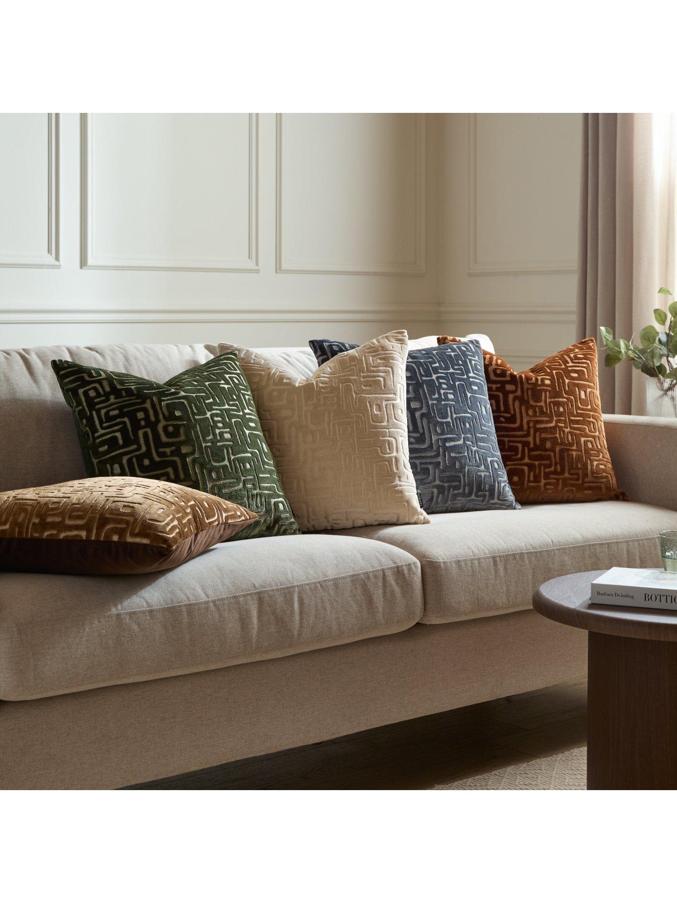 Image 6 of 6 of HOEM Soren 45x45 Polyester Cushion Chalk