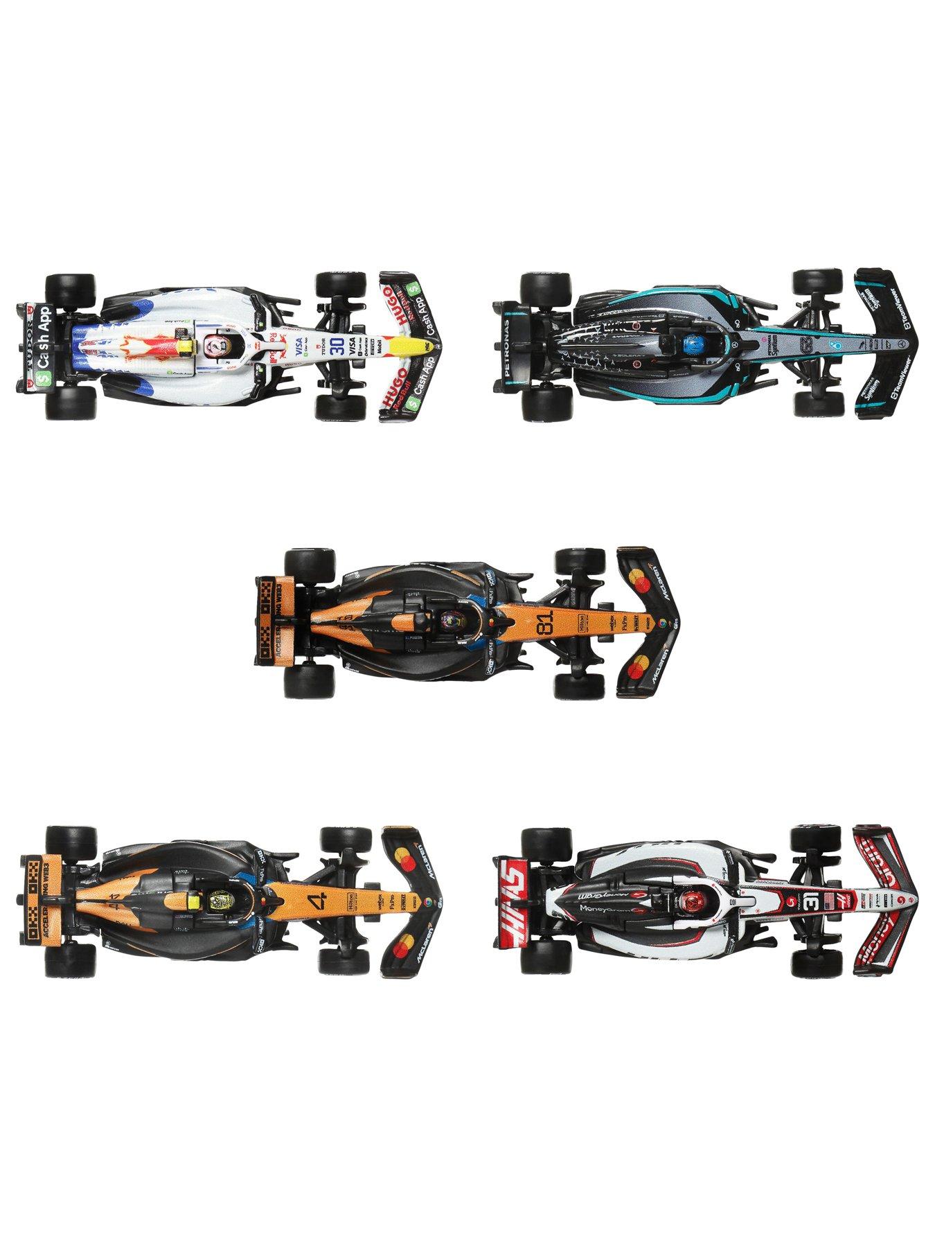 Image 3 of 4 of Hot Wheels Race Singles - Mercedes Benz Kimi Antonelli #12