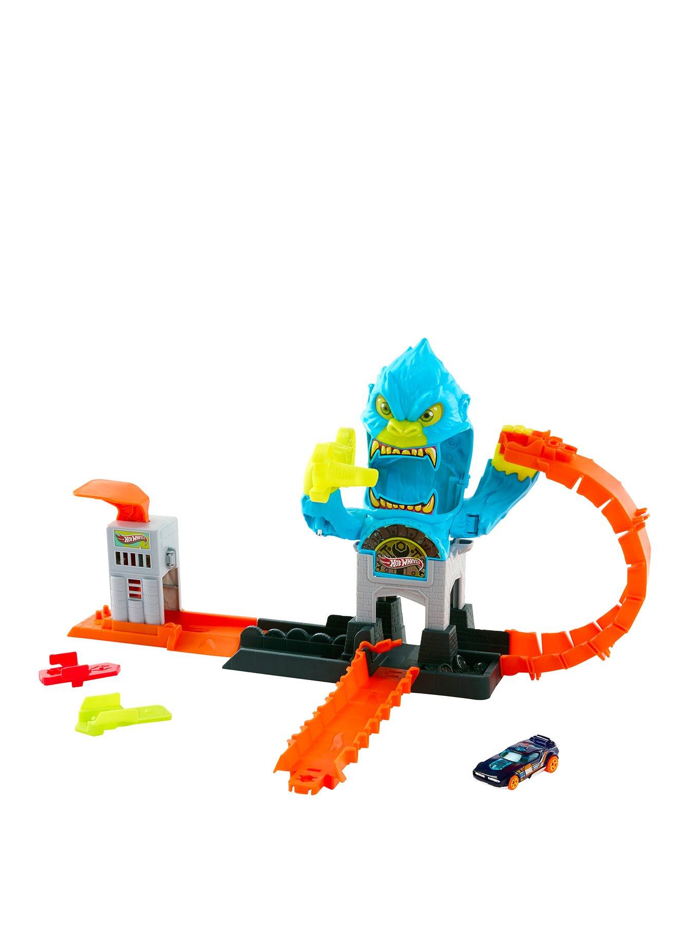 Hot Wheels Hot Wheels City Gorilla Slam Attack Playset  &  Toy Car, Multiple Ways to Play, Speed Snap Track