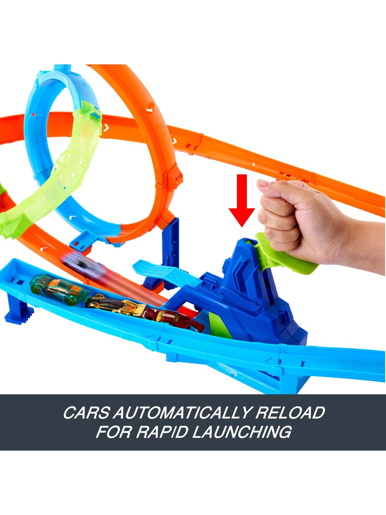 Image 4 of 8 of Hot Wheels Stunt Tracks Rapid Launch Cyclone Track Set &amp; 1:64 Scale Die-Cast Toy Car
