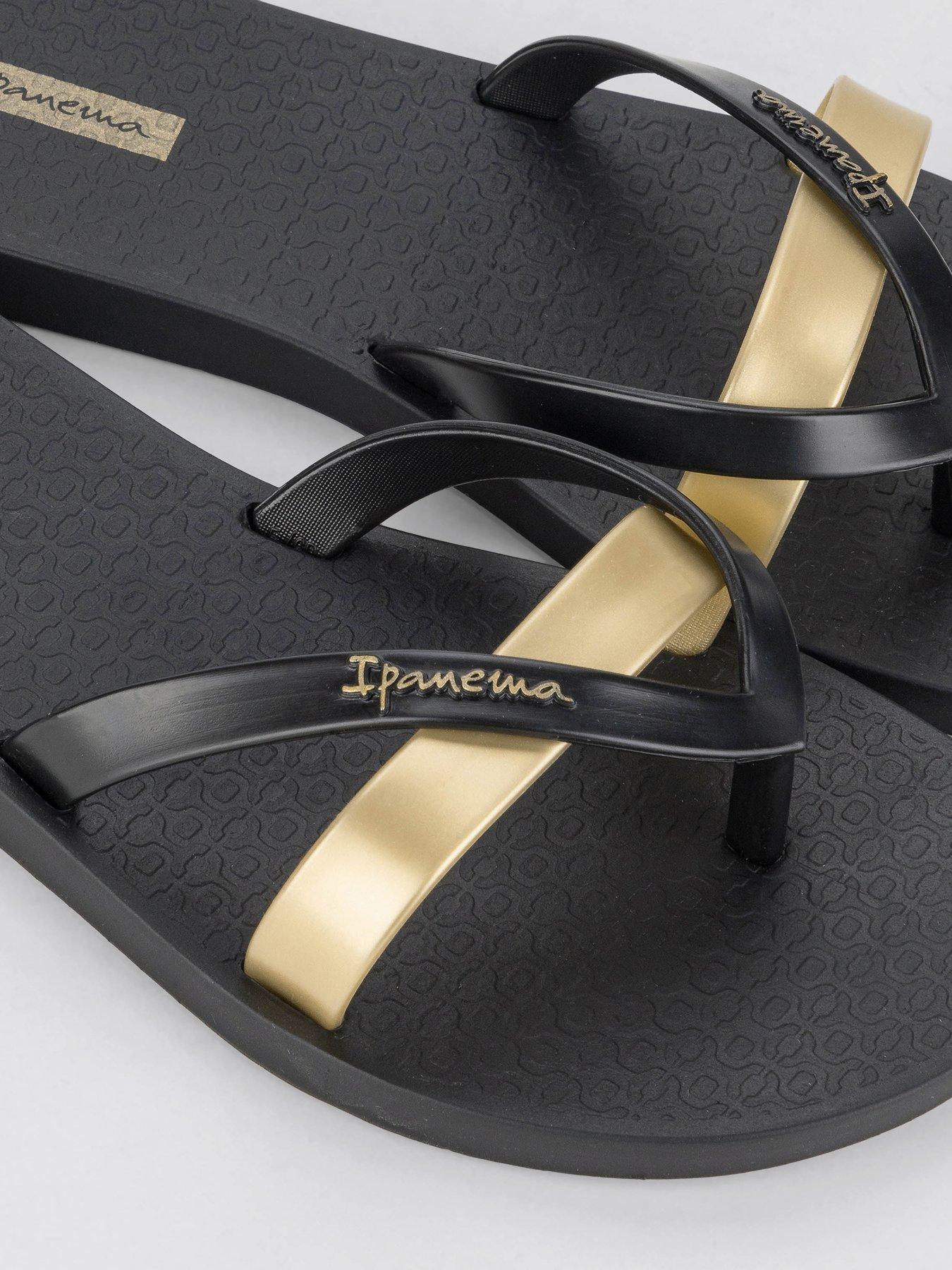 Image 4 of 5 of Ipanema Kirei Print Flip Flop - Black