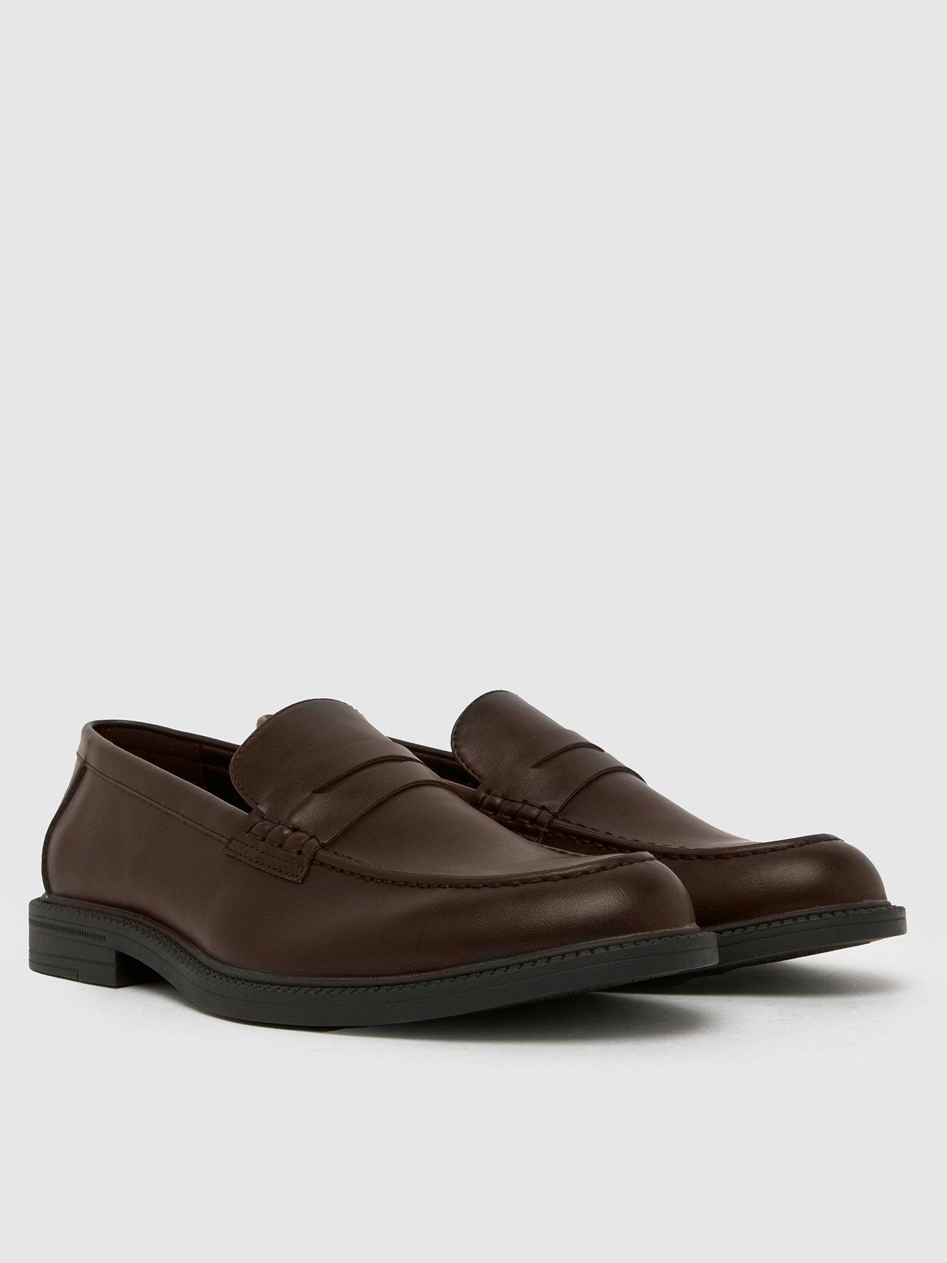 schuh-reagan-loafer-brownstillFront