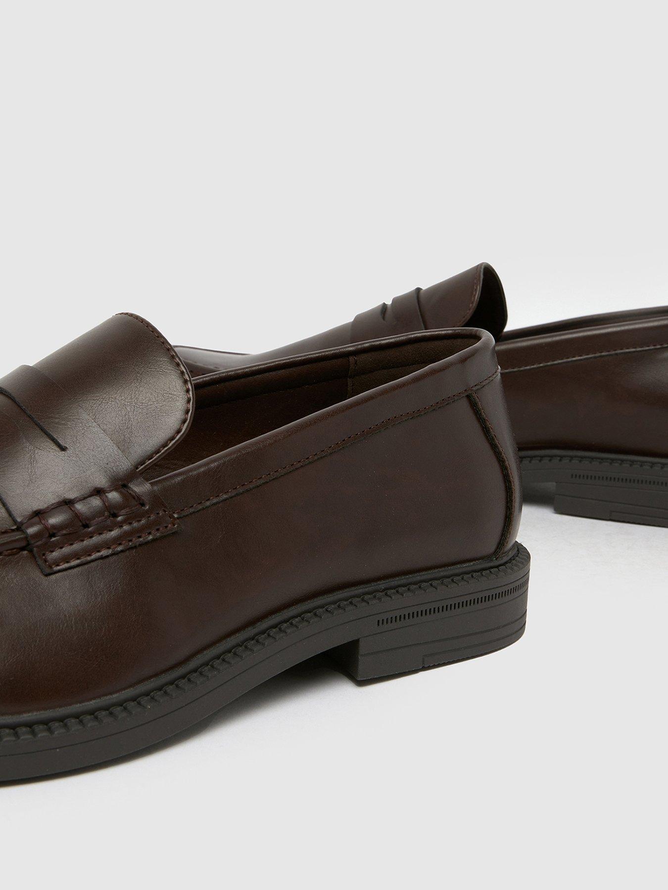 schuh-reagan-loafer-brownoutfit