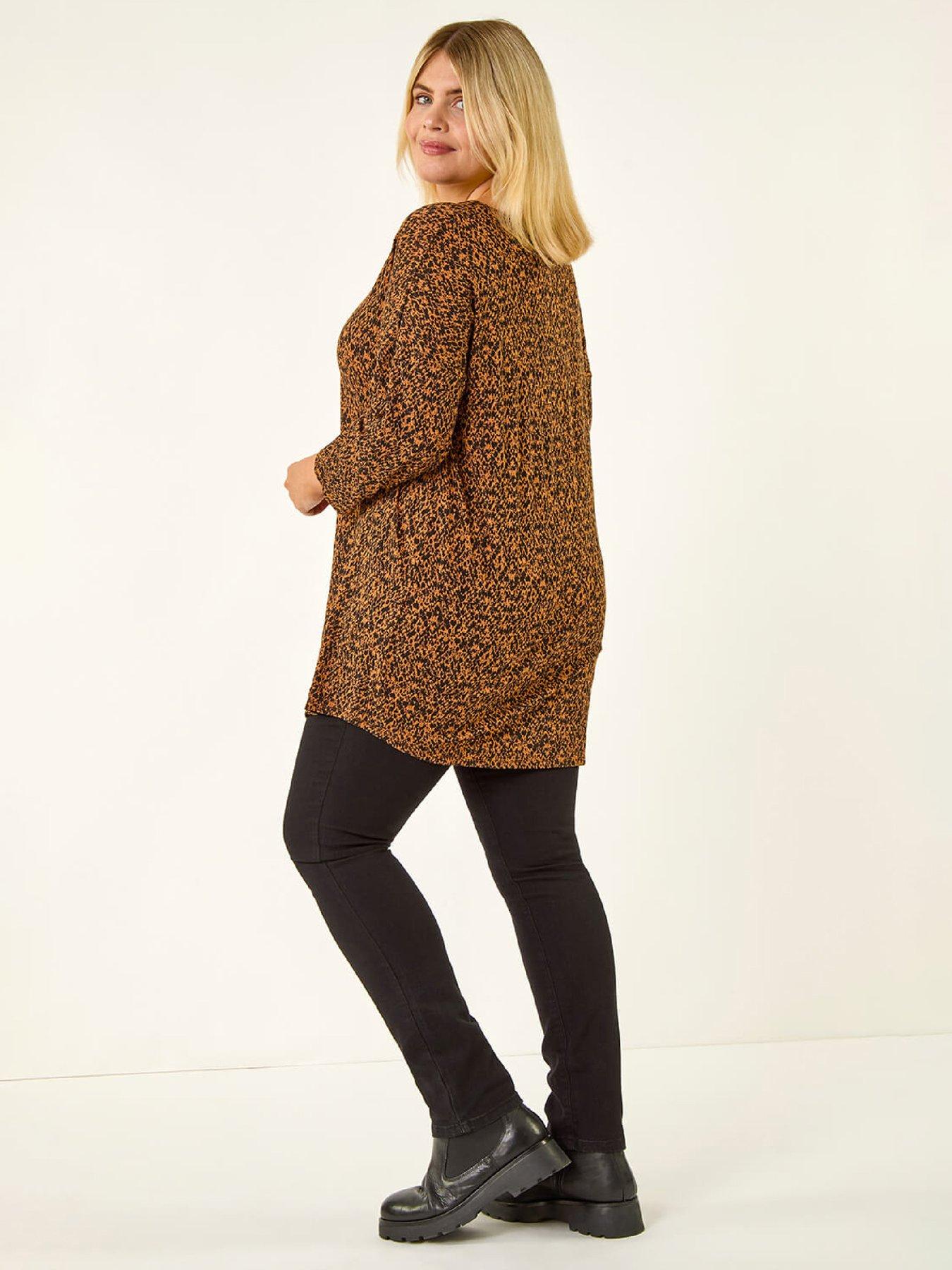 roman-curve-spot-print-v-neck-tunic-topstillFront