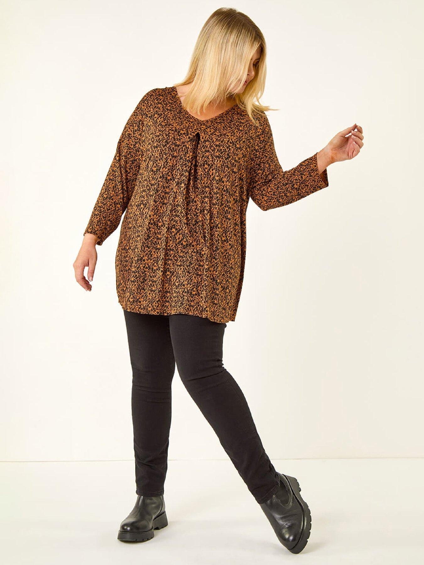 roman-curve-spot-print-v-neck-tunic-topback