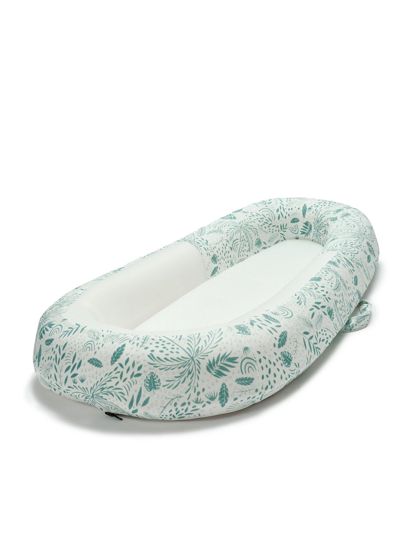 purflo-sleep-tight-baby-bed-jungle-feverback