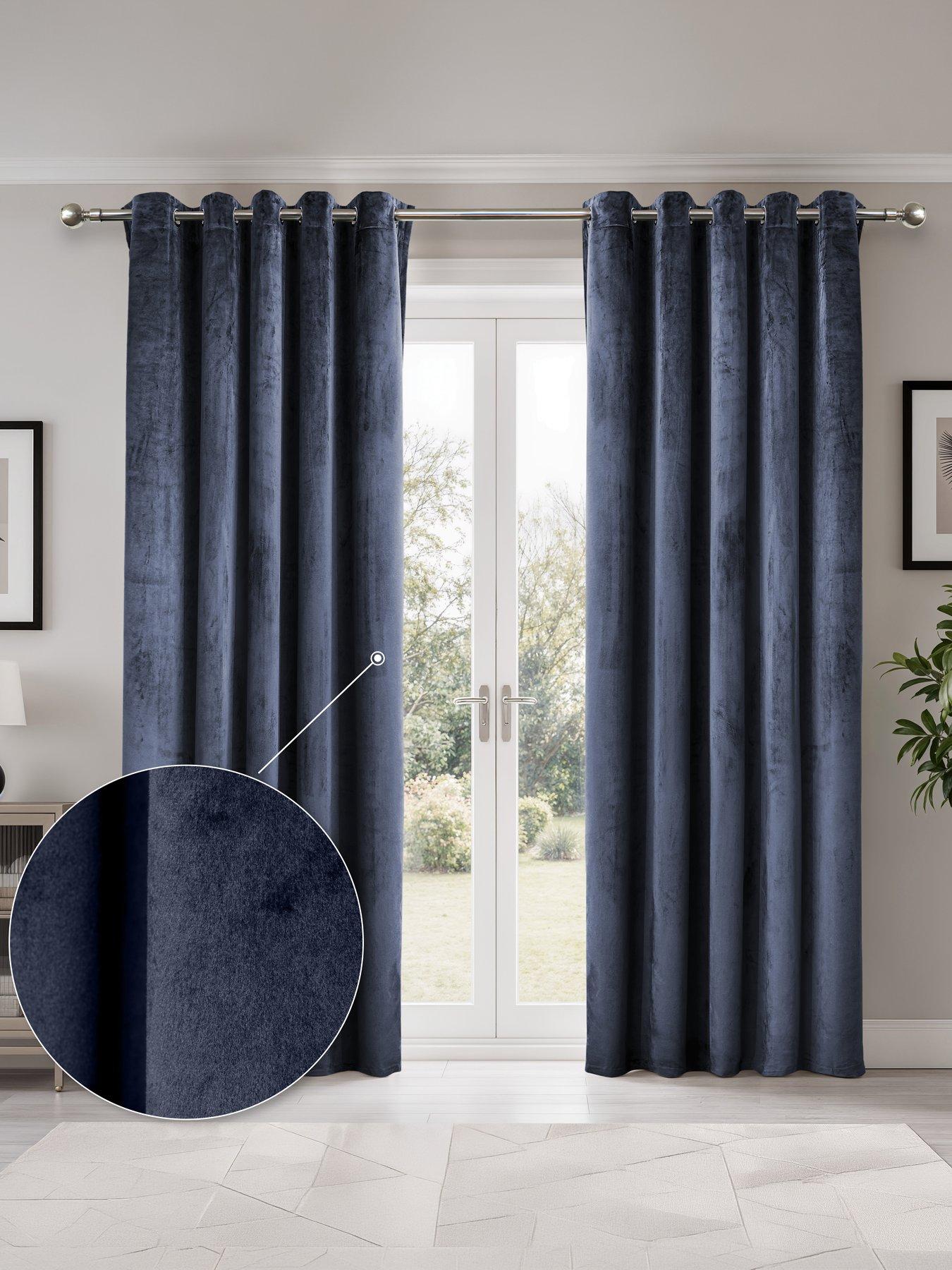 The Very Collection Dusk Velvet Blackout 66x72 Eyelet