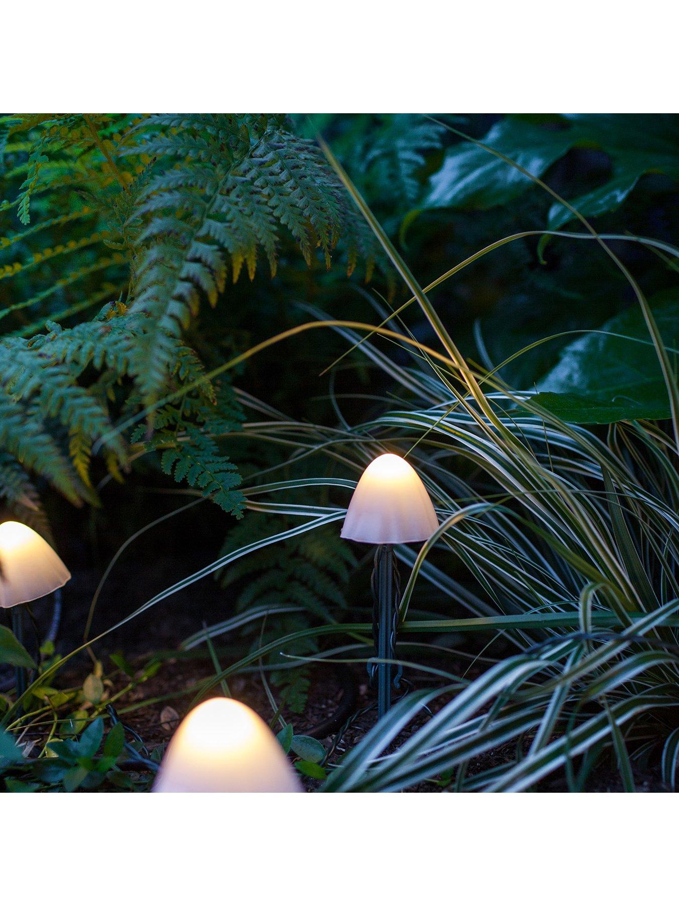 lights4fun-12-mini-mushroom-solar-stake-lightsback