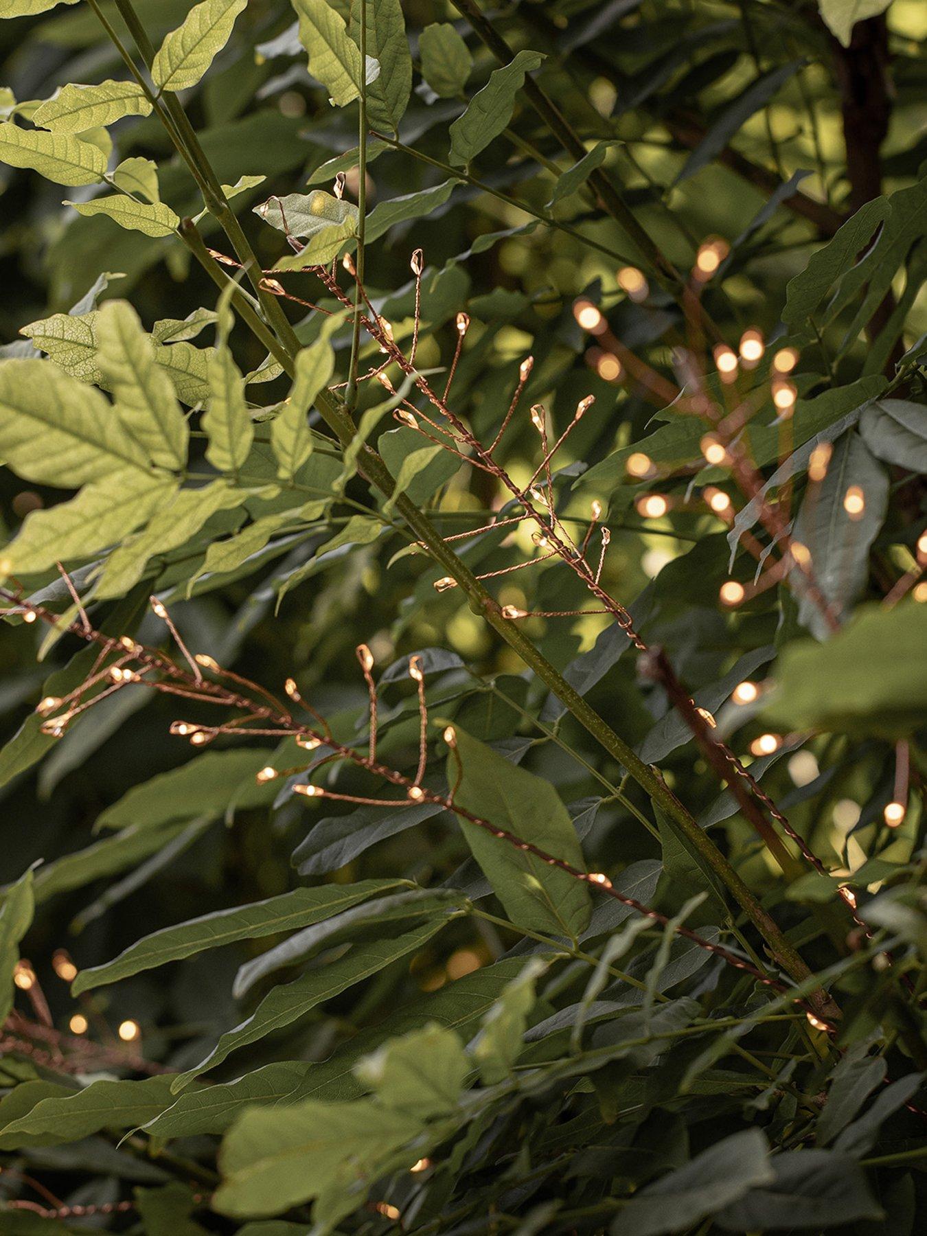 lights4fun-bali-wavy-grass-solar-stake-lightfront