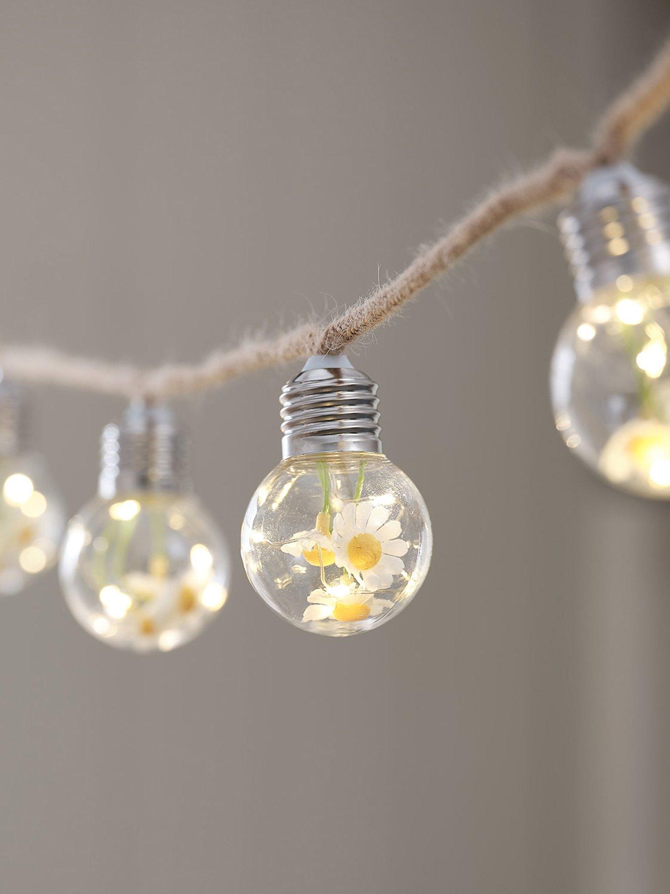 lights4fun-10-led-festoons-with-daisy-flower-decoration-bofront