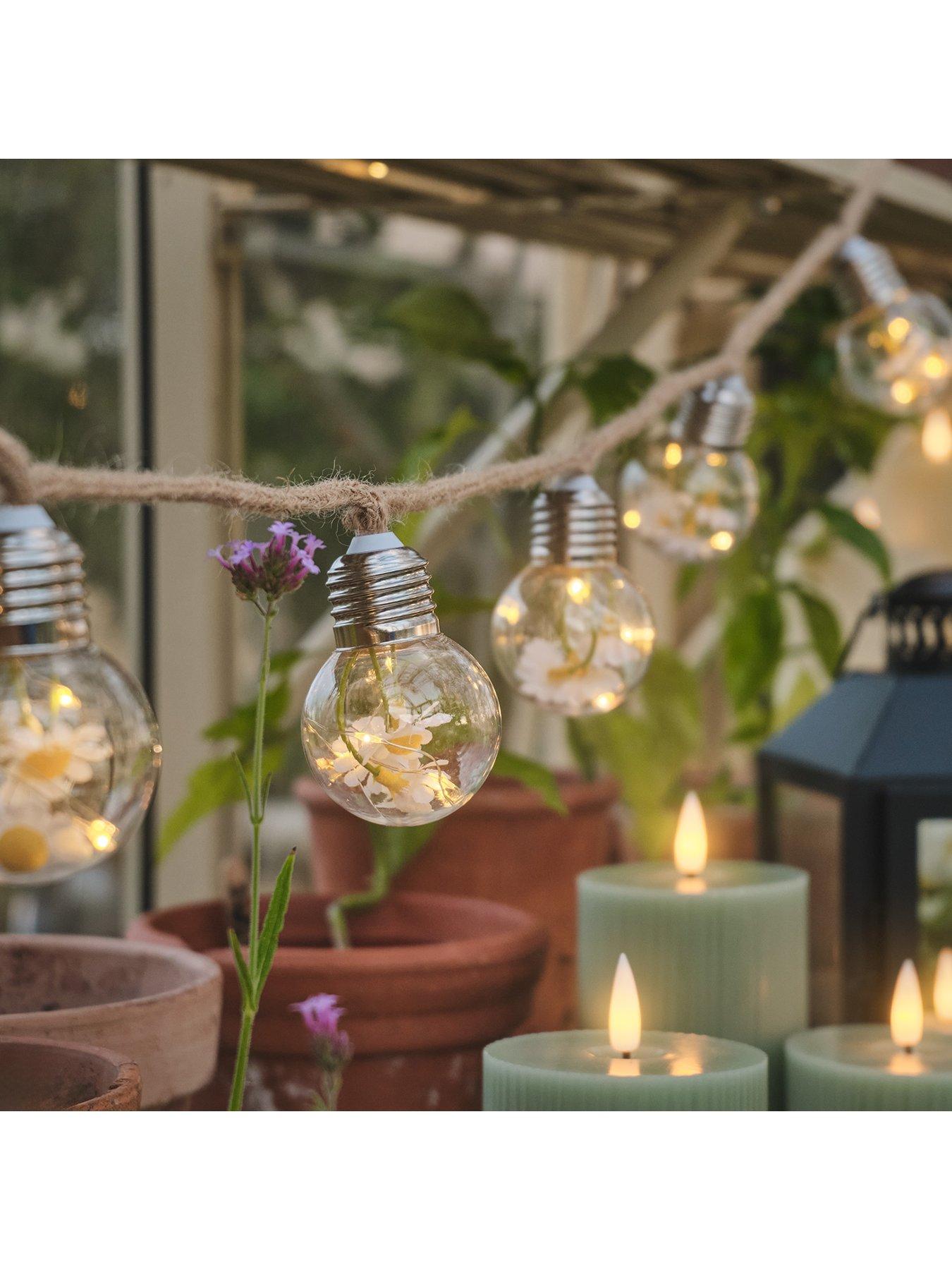 lights4fun-10-led-festoons-with-daisy-flower-decoration-bodetail