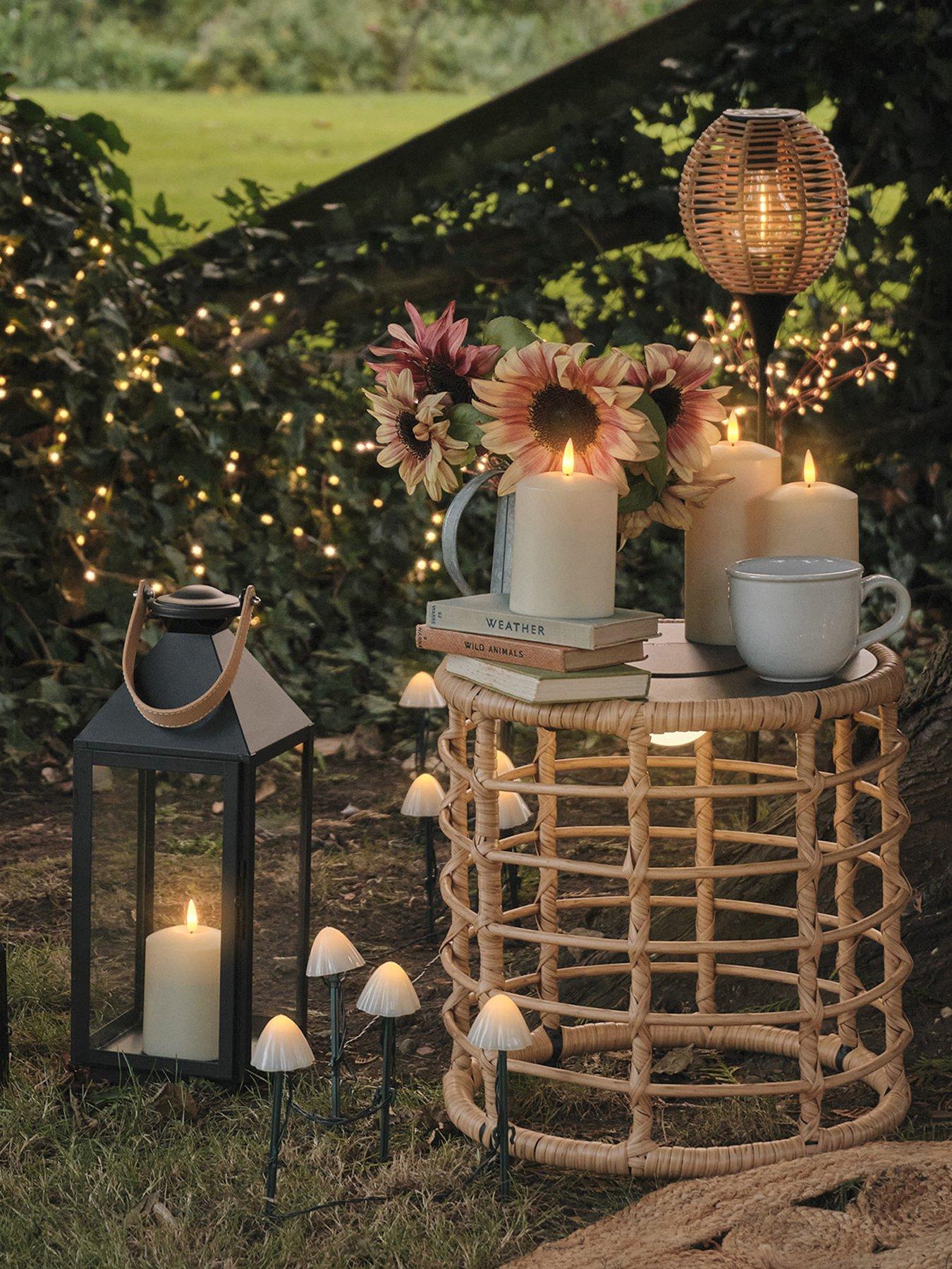 lights4fun-hygge-solar-powered-light-up-garden-tableoutfit