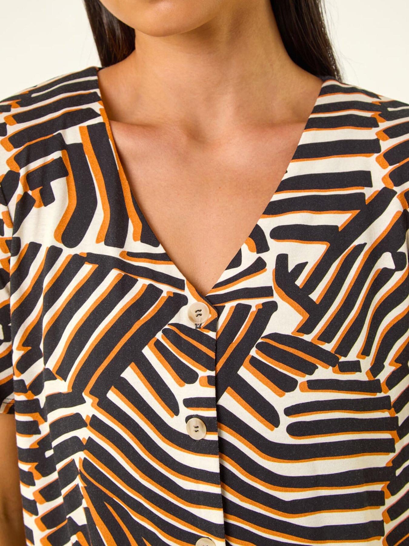 roman-petite-abstract-print-v-neck-blousedetail
