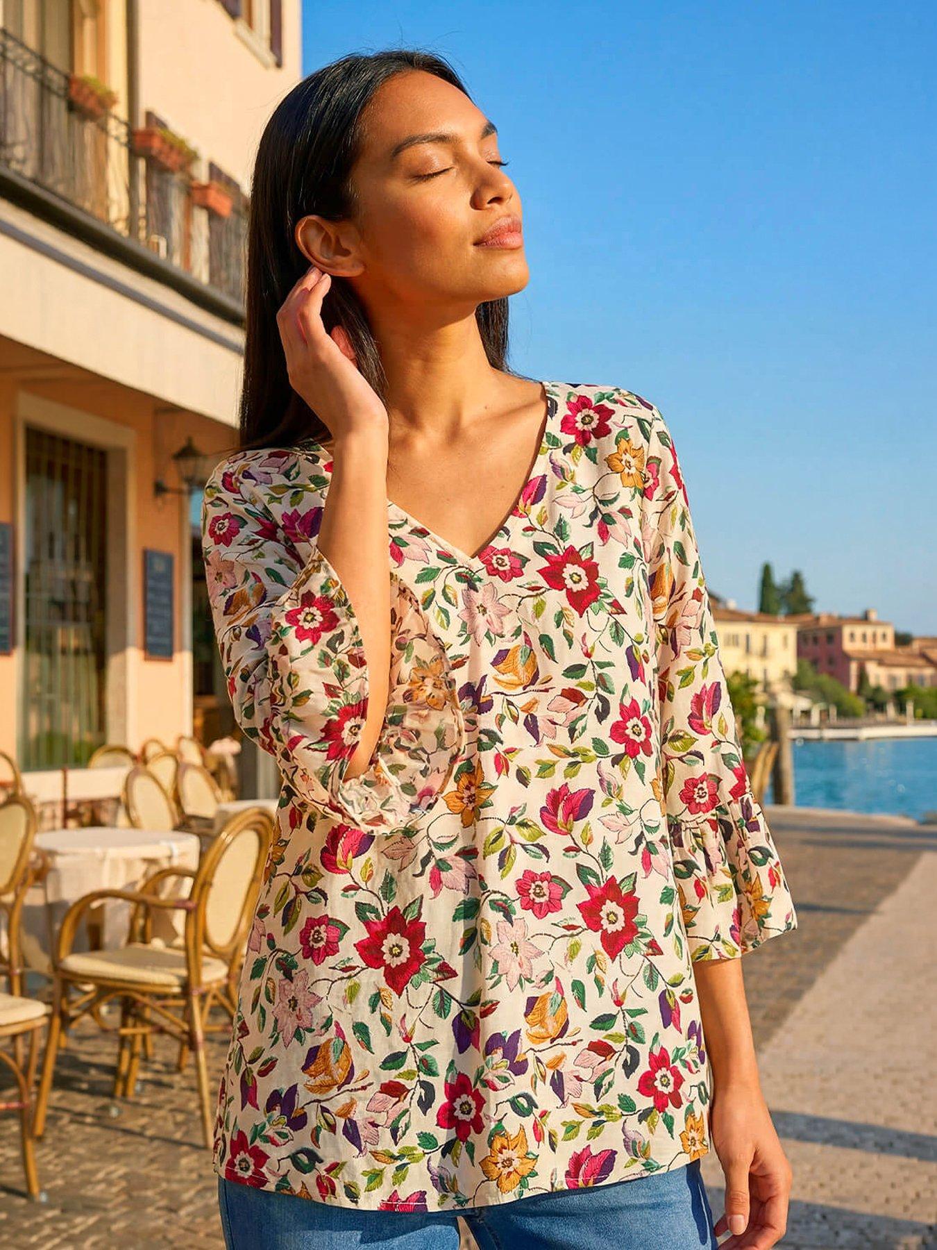 roman-floral-print-flare-sleeve-topfront