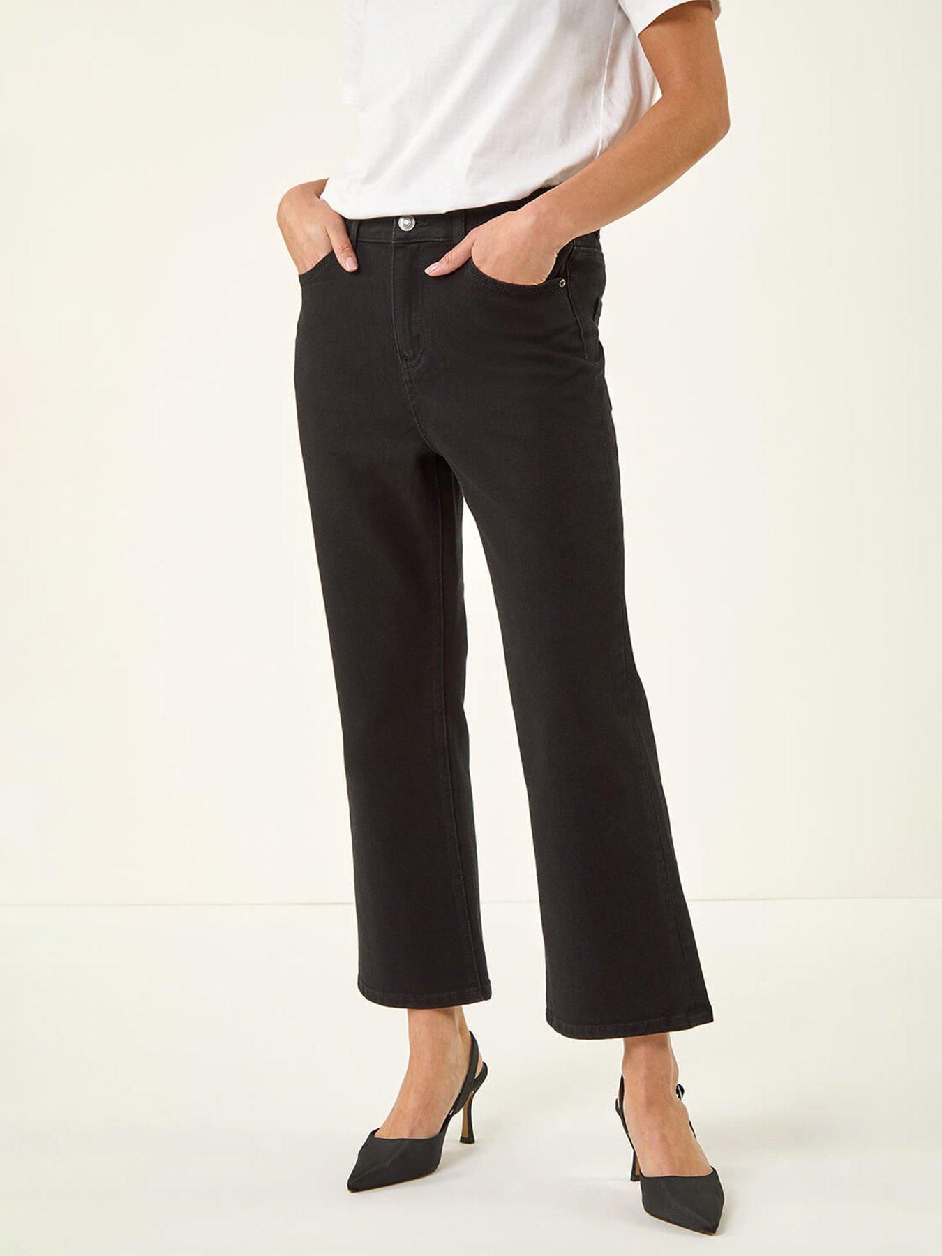 roman-petite-boocut-cropped-jeansfront