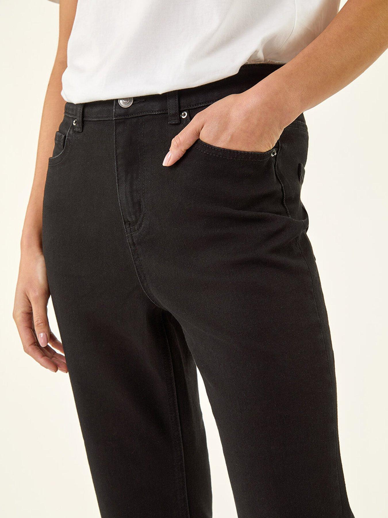 roman-petite-boocut-cropped-jeansdetail