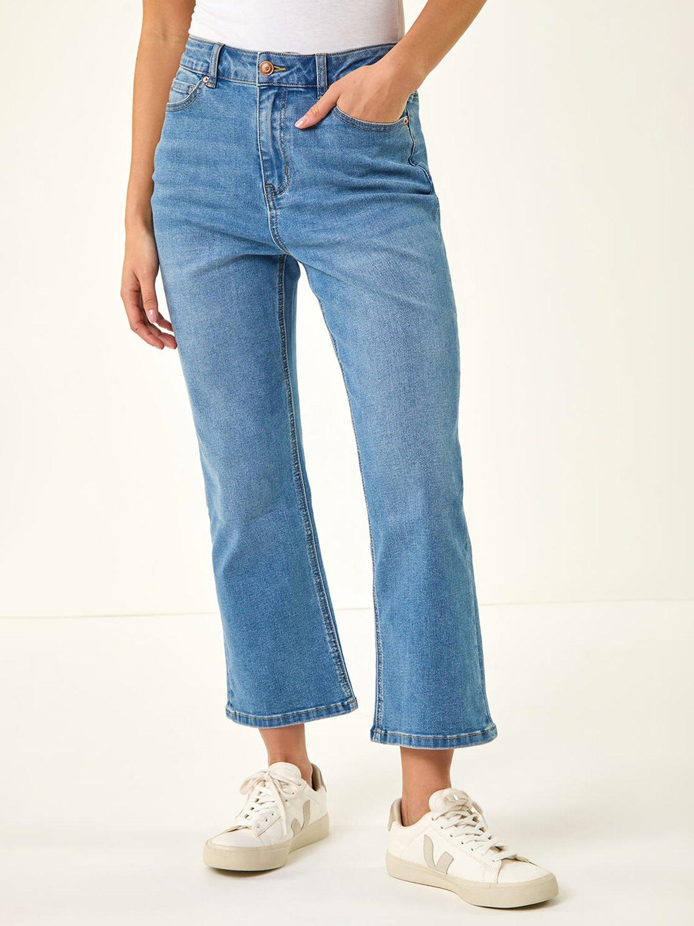 roman-petite-boocut-cropped-jeansfront